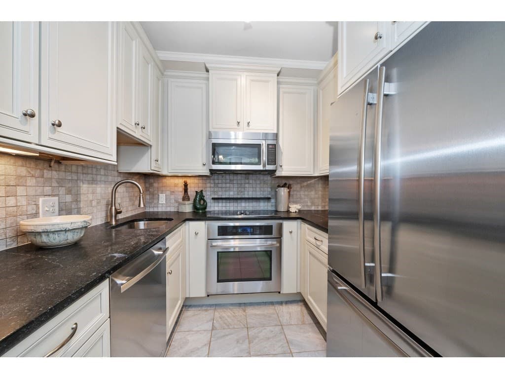 Condominium at 280 Commonwealth Avenue # 108, Boston MA 02116, photo 5 of 17