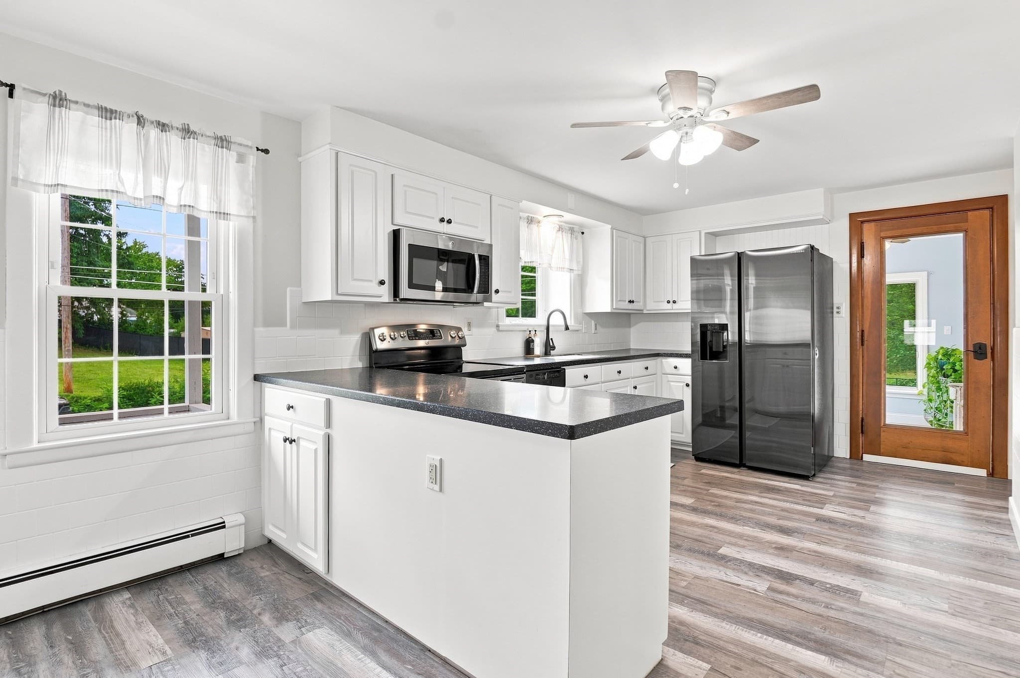 Single Family Residence at 101 Moody Street, Bellingham MA 02019, photo 6 of 35