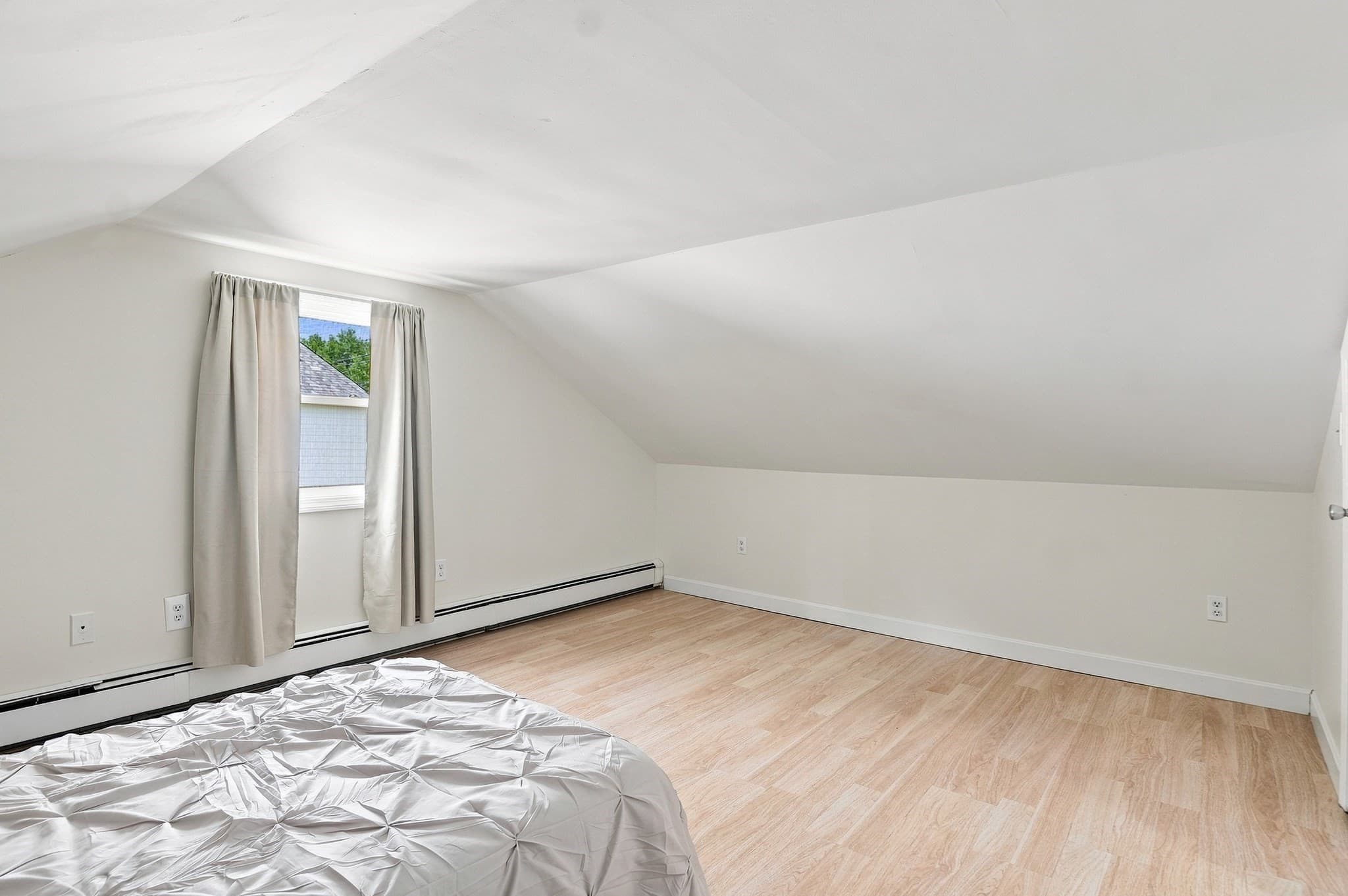 Single Family Residence at 101 Moody Street, Bellingham MA 02019, photo 22 of 35