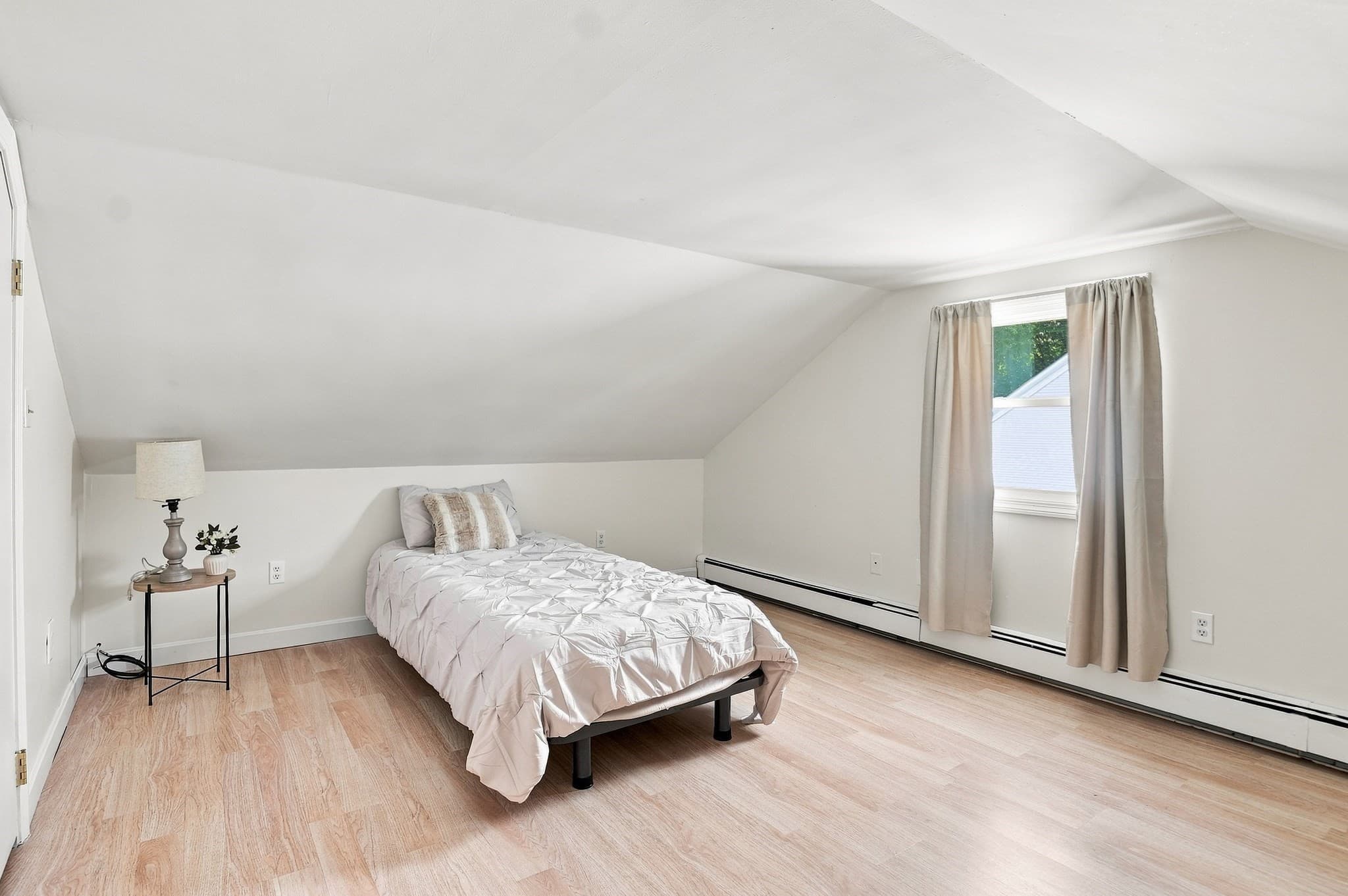 Single Family Residence at 101 Moody Street, Bellingham MA 02019, photo 20 of 35