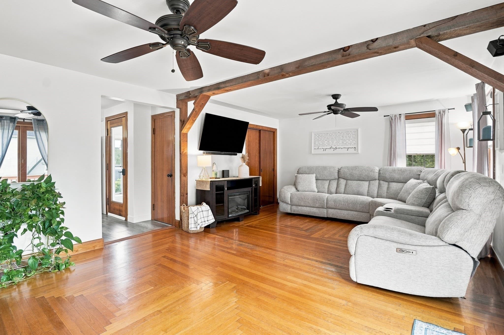 Single Family Residence at 101 Moody Street, Bellingham MA 02019, photo 9 of 35