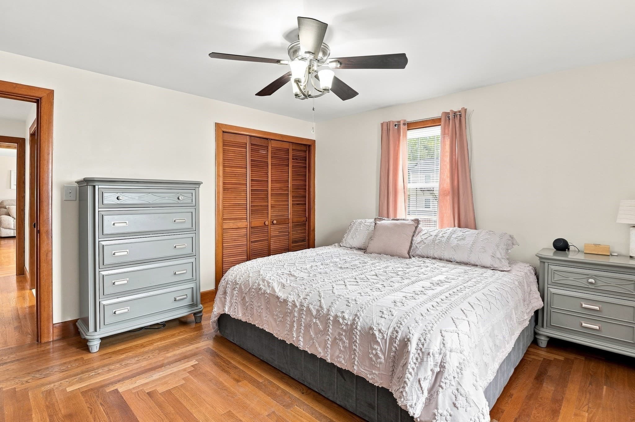 Single Family Residence at 101 Moody Street, Bellingham MA 02019, photo 18 of 35