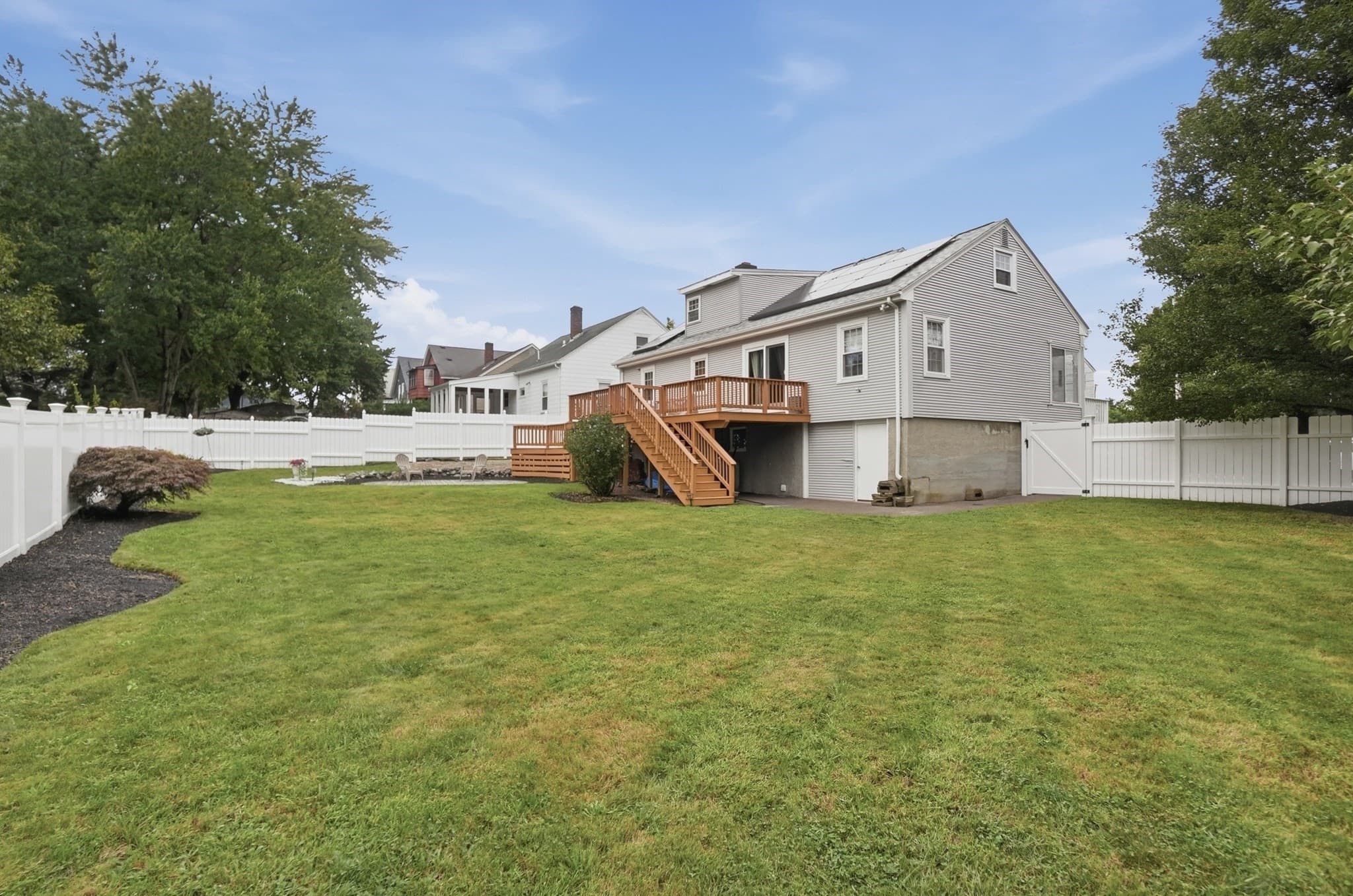 Single Family Residence at 101 Moody Street, Bellingham MA 02019, photo 31 of 35