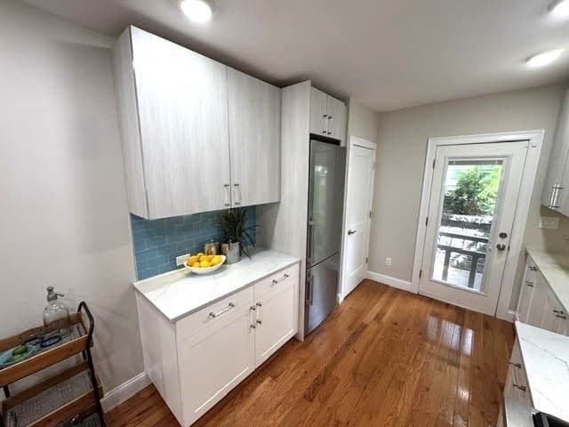 Condominium at 21 Malvern Avenue # 1, Somerville MA 02144, Somerville, photo 13 of 27