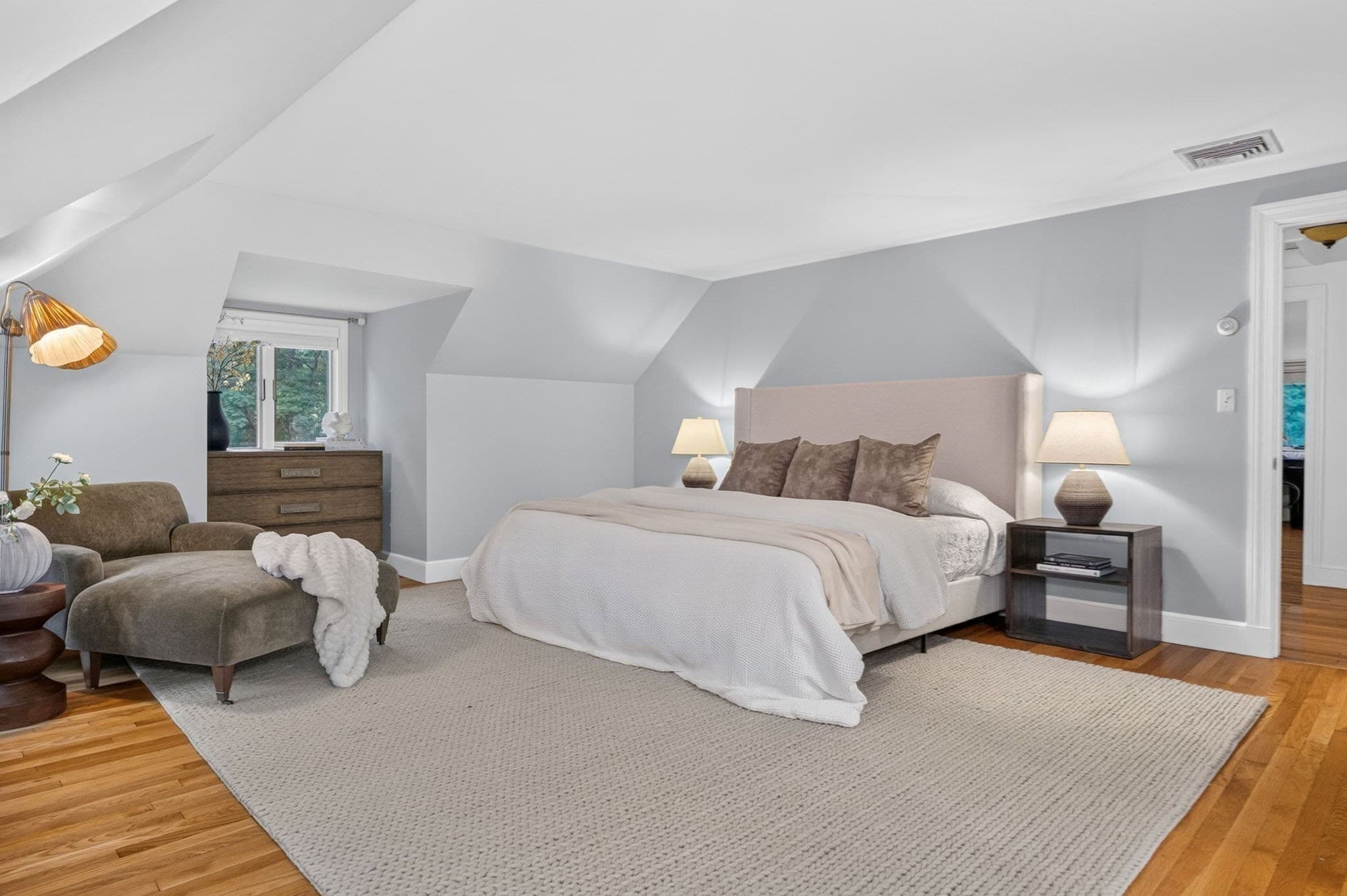 Single Family Residence at 8 Buttercup Ln, Dover MA 02030, Dover, photo 16 of 40