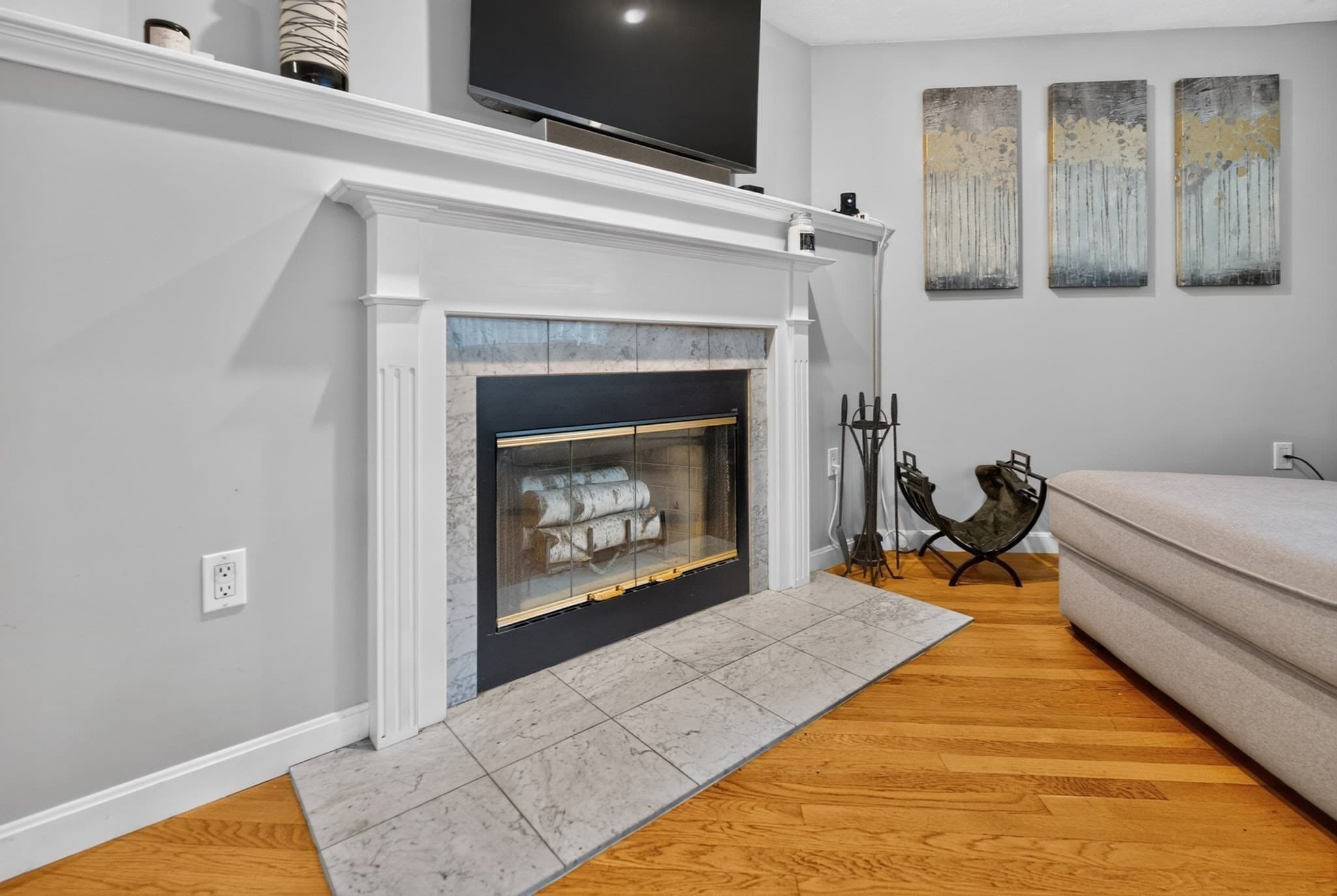 Single Family Residence at 40 Hartford Ave N, Upton MA 01568, Upton, photo 8 of 40