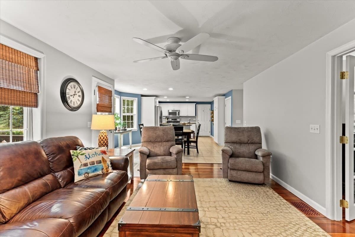 Single Family Residence at 194 Woodlawn Street, Taunton MA 02718, Taunton, photo 18 of 41