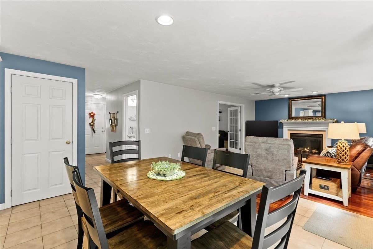 Single Family Residence at 194 Woodlawn Street, Taunton MA 02718, Taunton, photo 15 of 41