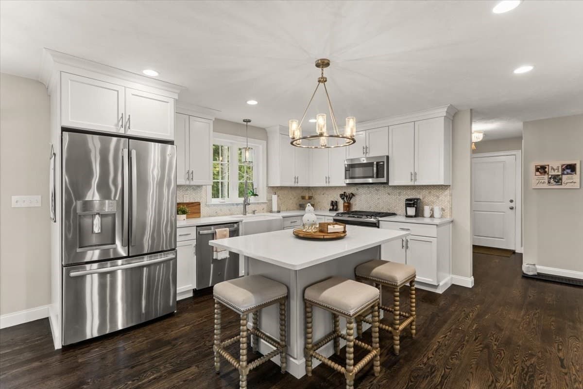 Single Family Residence at 32 Pocksha Dr, Middleboro MA 02346, Middleboro, photo 13 of 41