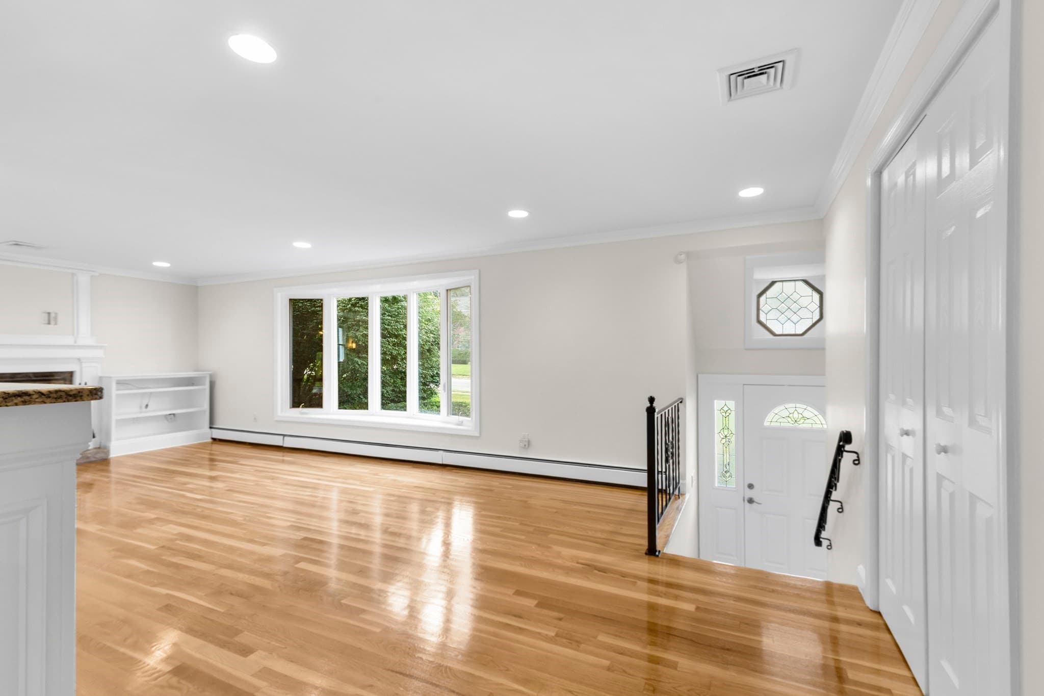 Single Family Residence at 206 Fairview Ave, Brockton MA 02301, Brockton, photo 13 of 41