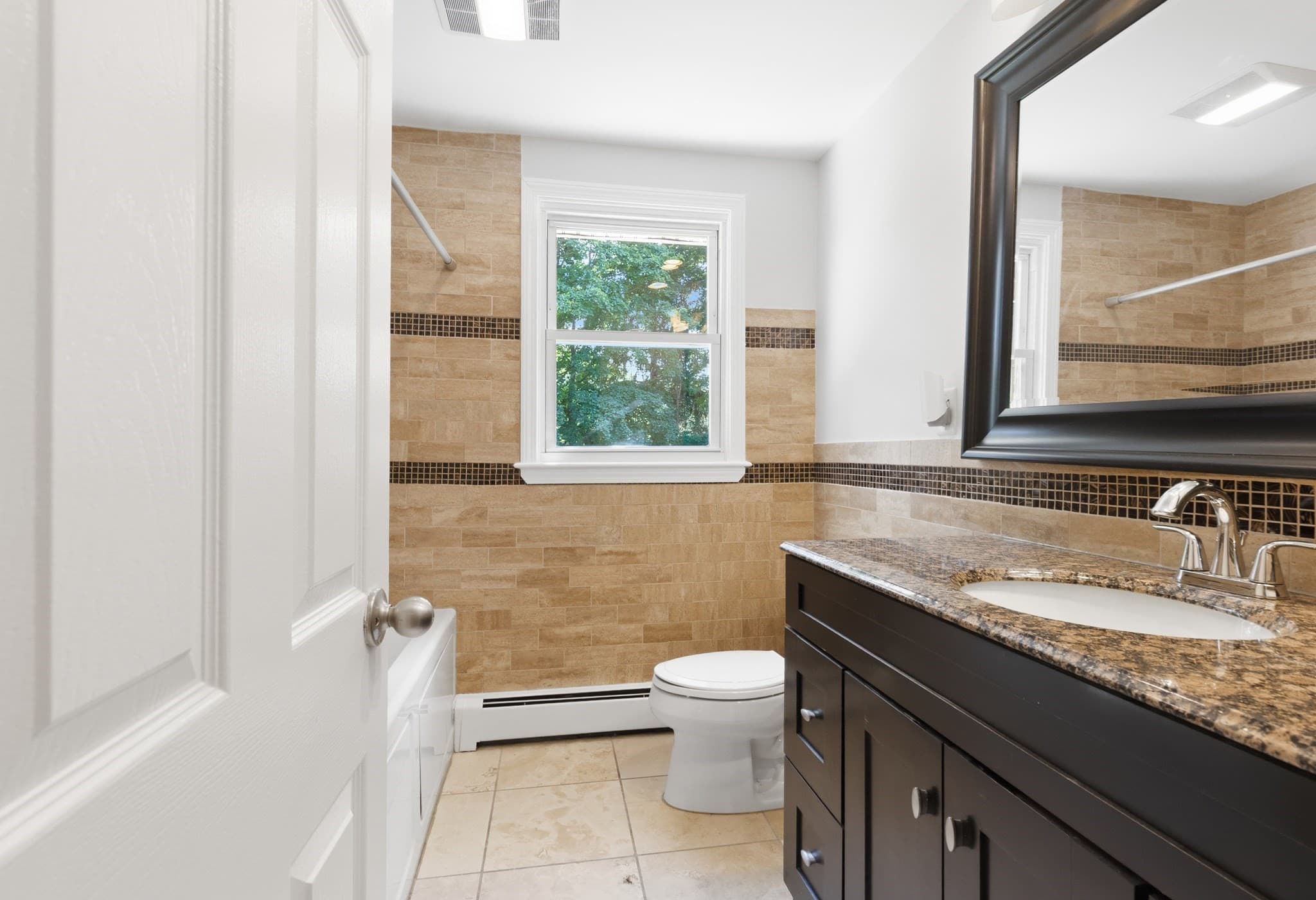 Single Family Residence at 206 Fairview Ave, Brockton MA 02301, Brockton, photo 14 of 41