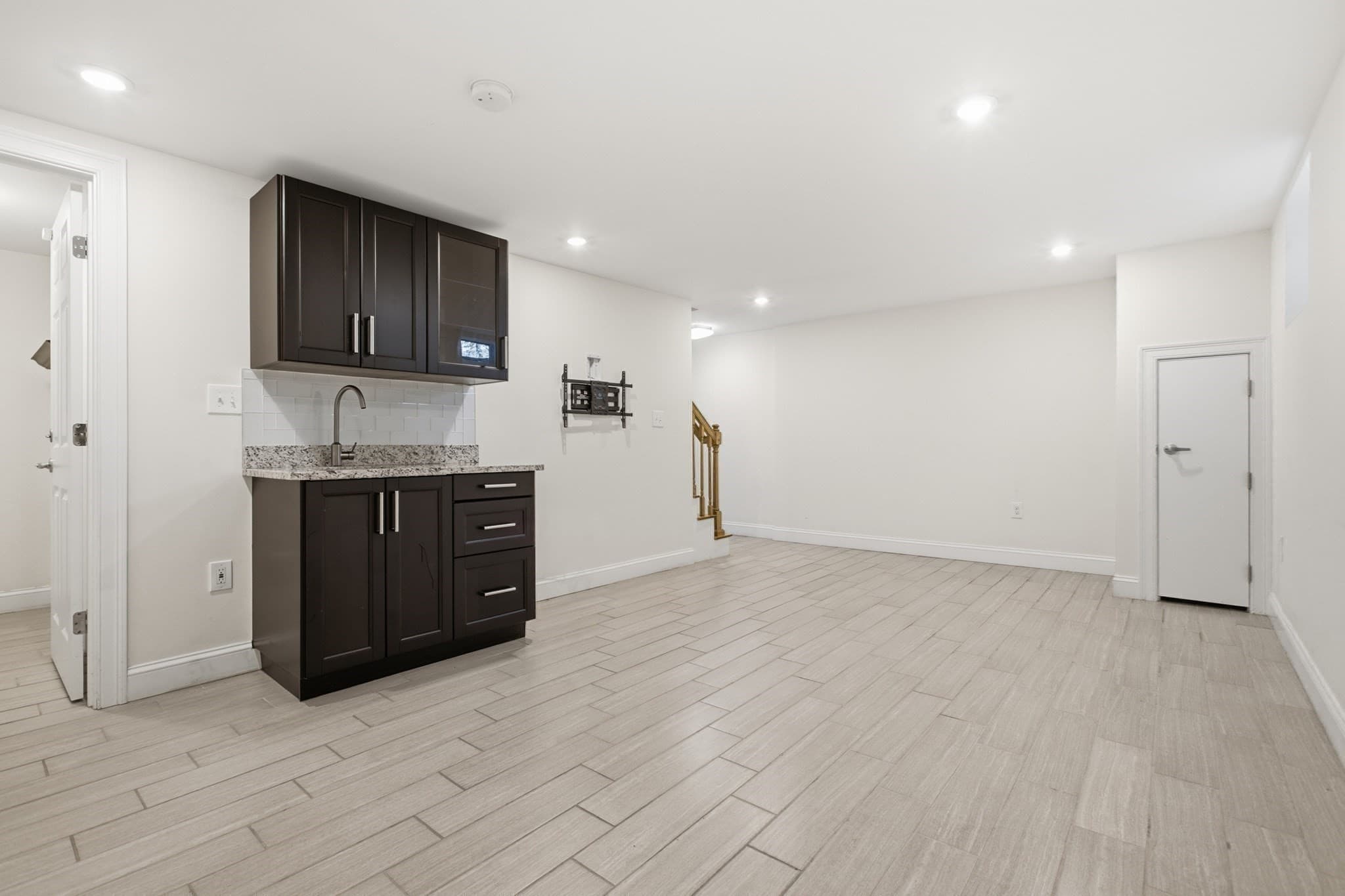 Condominium at 65 High Street # 1, Woburn MA 01801, Woburn, photo 27 of 42