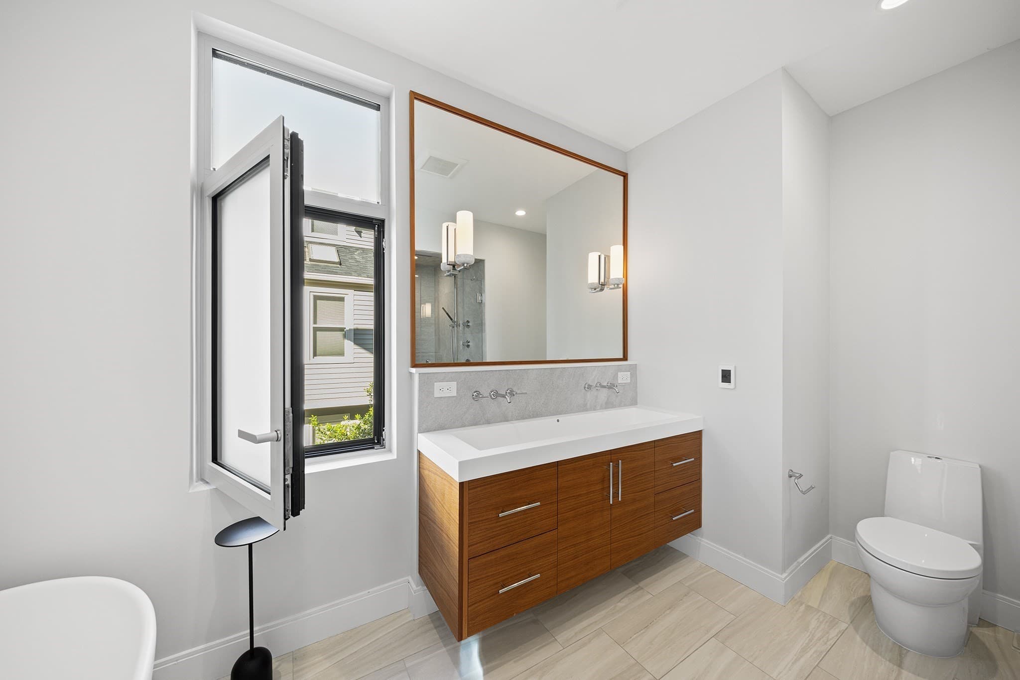 Condominium at 137 Walden St # 137, Cambridge MA 02140, Cambridge, photo 15 of 42