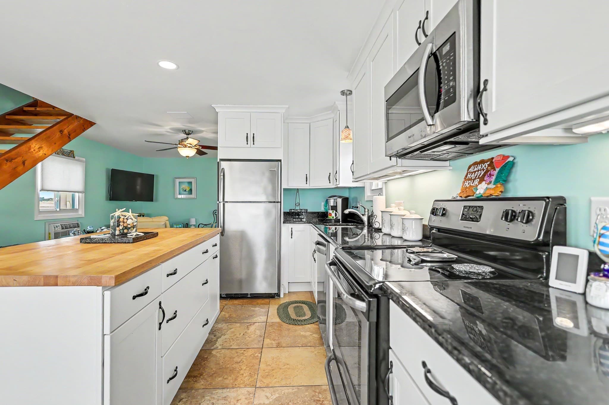 Single Family Residence at 10 Liberty St, Salisbury MA 01952, Salisbury, photo 8 of 30