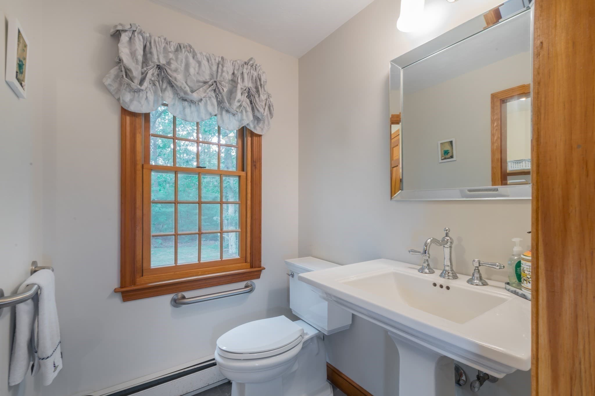 Single Family Residence at 85 Andrews Way, Plymouth MA 02360, photo 16 of 37
