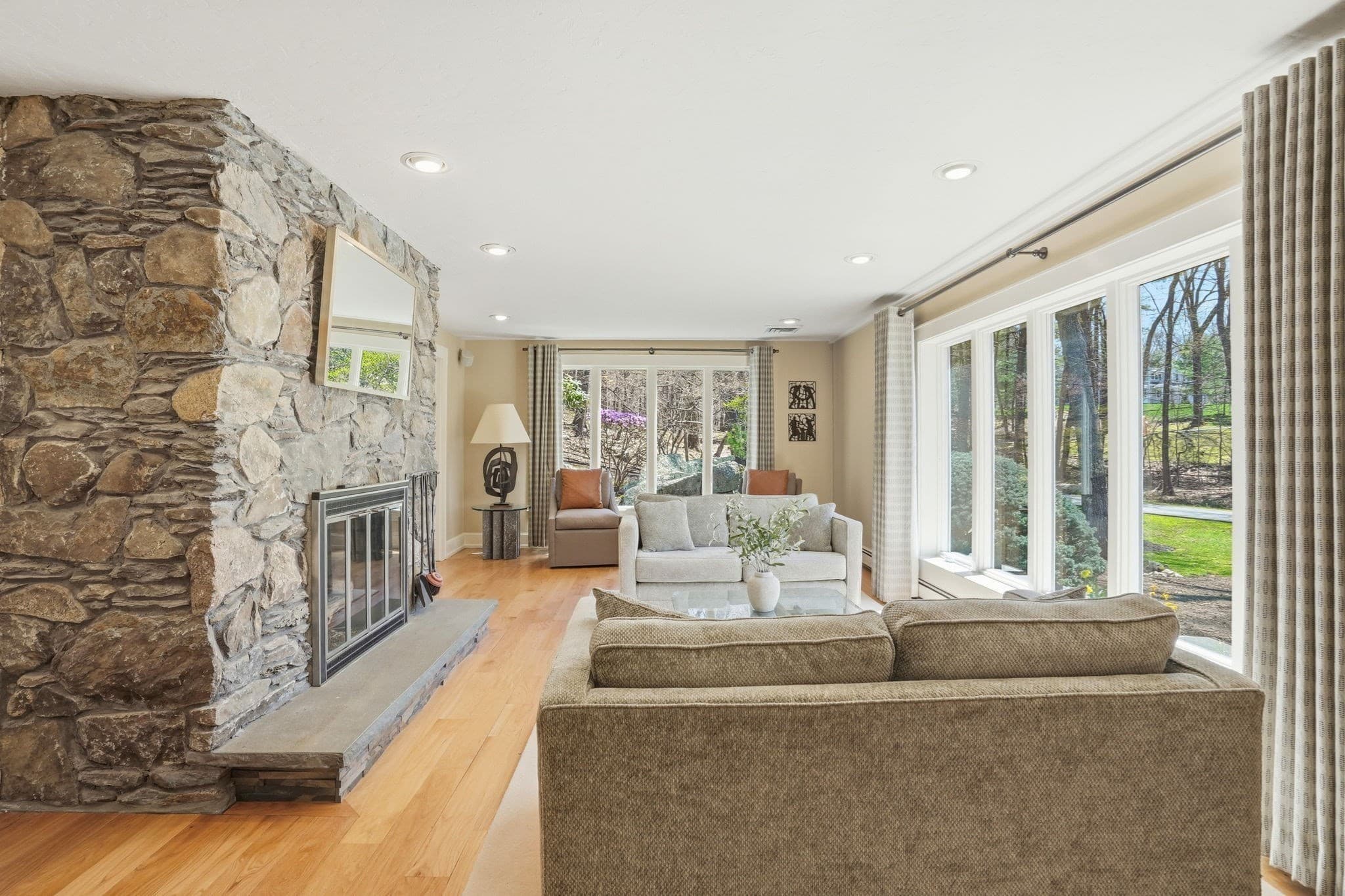 Single Family Residence at 119 Lazell St, Hingham MA 02043, Hingham, photo 5 of 42