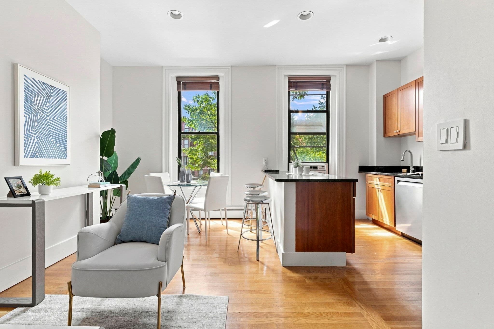 Condominium at 32 Yarmouth Street # B, Boston MA 02116, photo 2 of 18