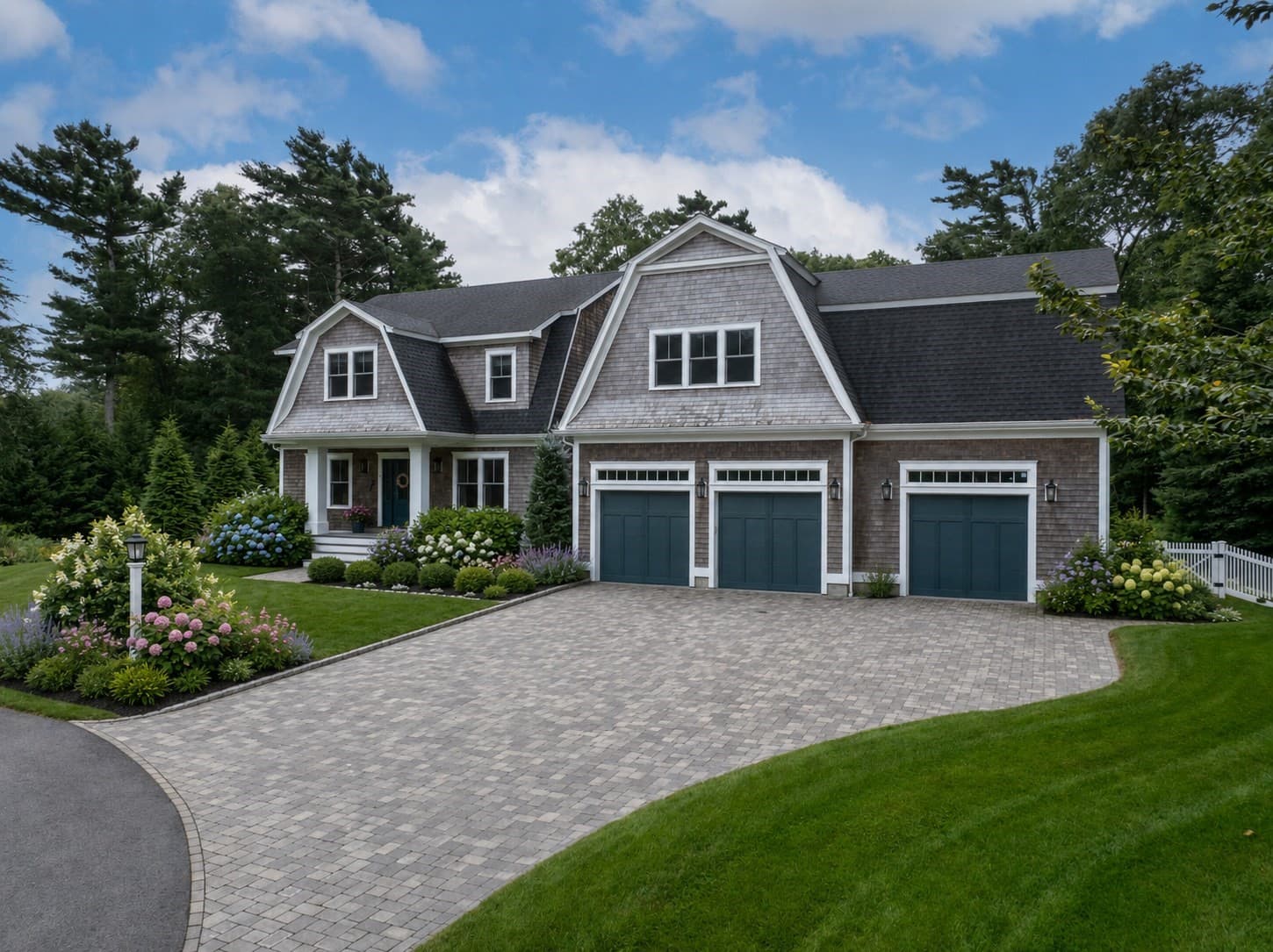 Single Family Residence at 3 Pinebrook Ln, Mattapoisett MA 02739, Mattapoisett, photo 5 of 42