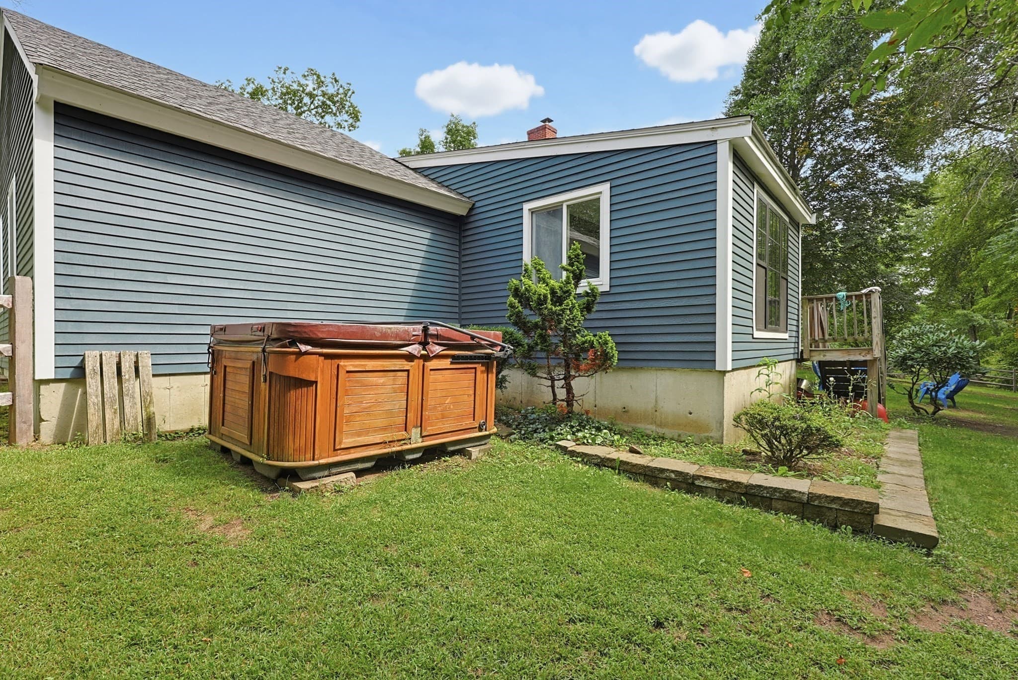 Single Family Residence at 79 Mount Lebanon St, Pepperell MA 01463, Pepperell, photo 5 of 34