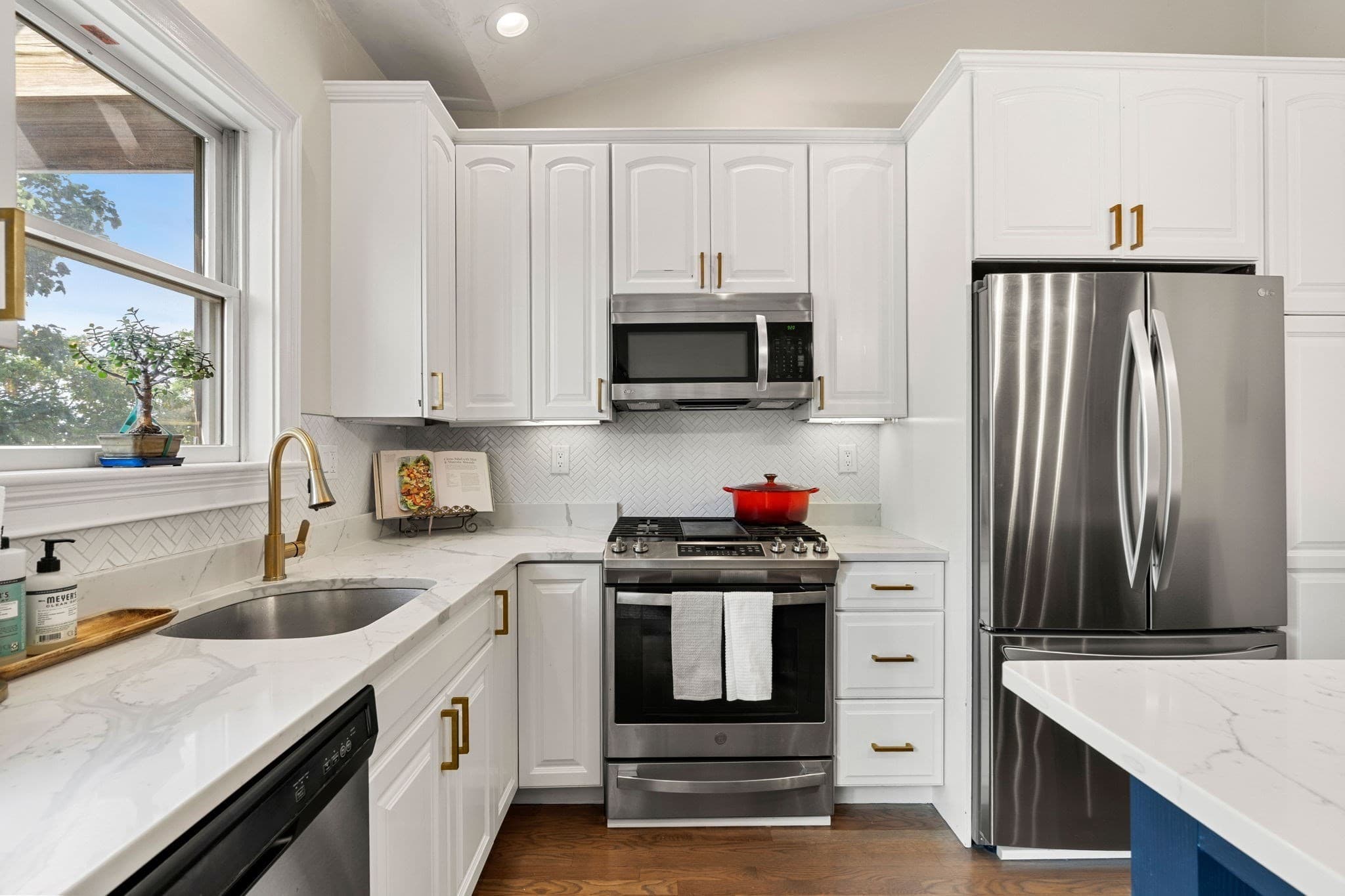 Condominium at 515 E 8th St # 3, Boston MA 02127, Boston, photo 7 of 28
