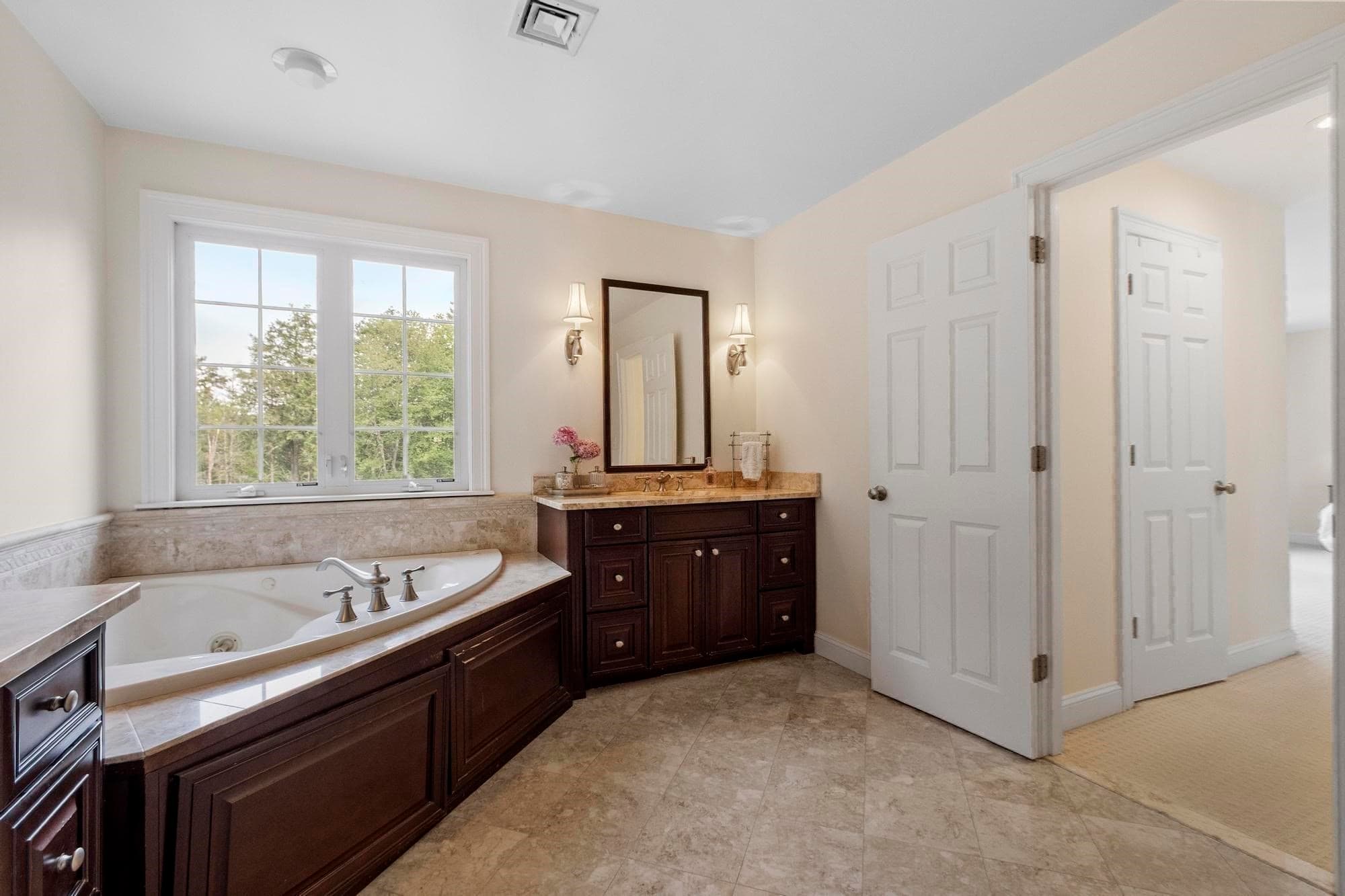 Single Family Residence at 35 Sandy Ridge Road, Sterling MA 01564, Sterling, photo 16 of 40