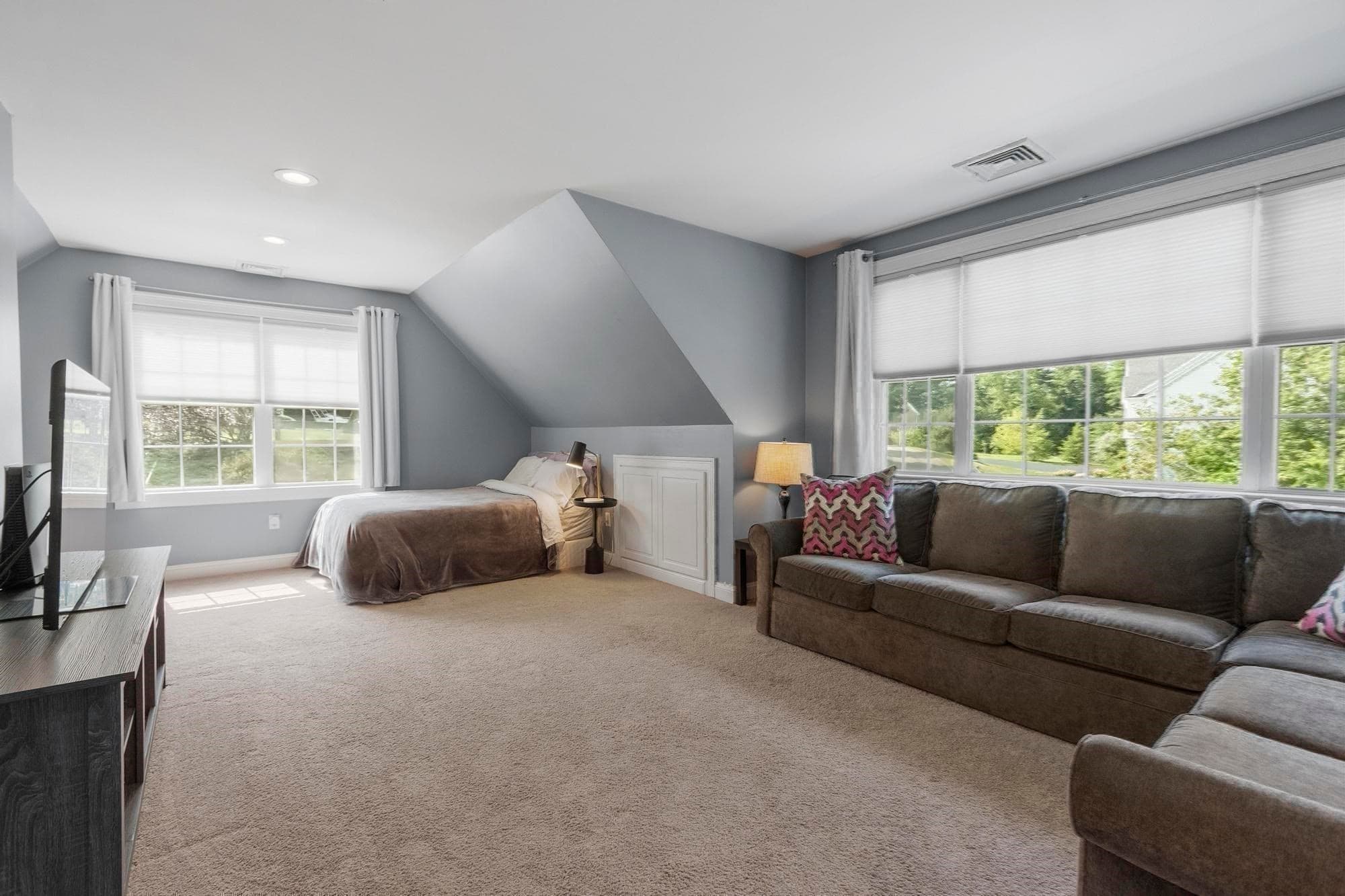 Single Family Residence at 35 Sandy Ridge Road, Sterling MA 01564, Sterling, photo 24 of 40