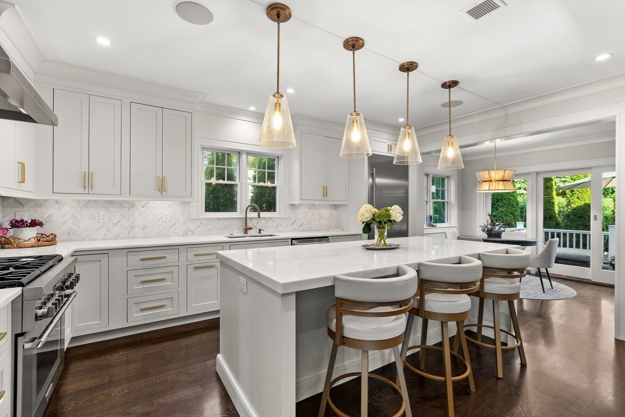 Single Family Residence at 2 Hemenway Ave, Melrose MA 02176, Melrose, photo 3 of 42
