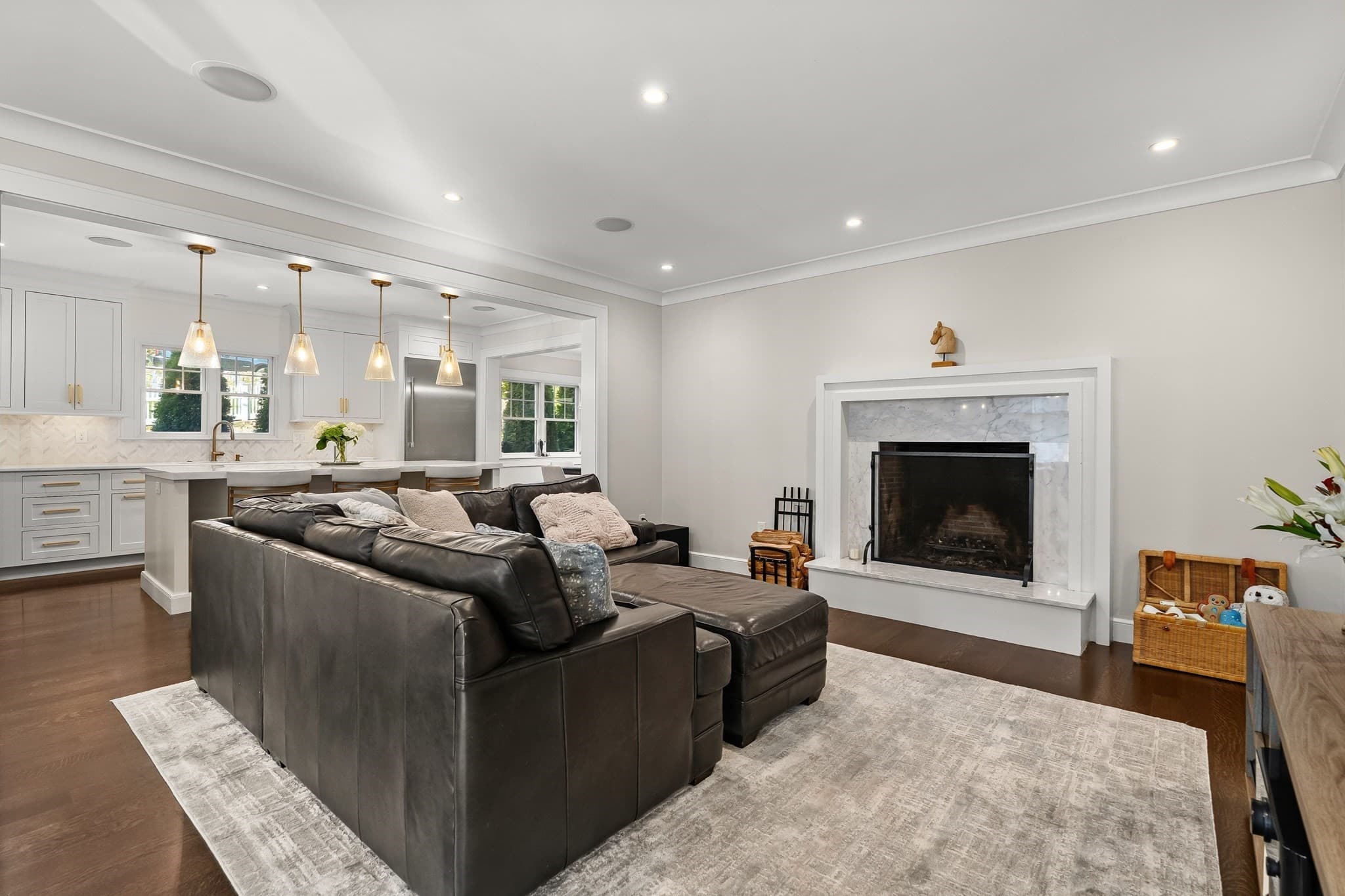 Single Family Residence at 2 Hemenway Ave, Melrose MA 02176, Melrose, photo 9 of 42