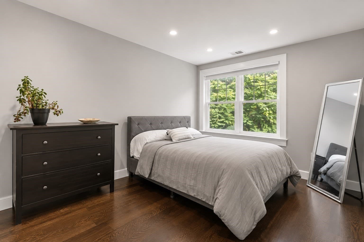 Single Family Residence at 2 Hemenway Ave, Melrose MA 02176, Melrose, photo 29 of 42
