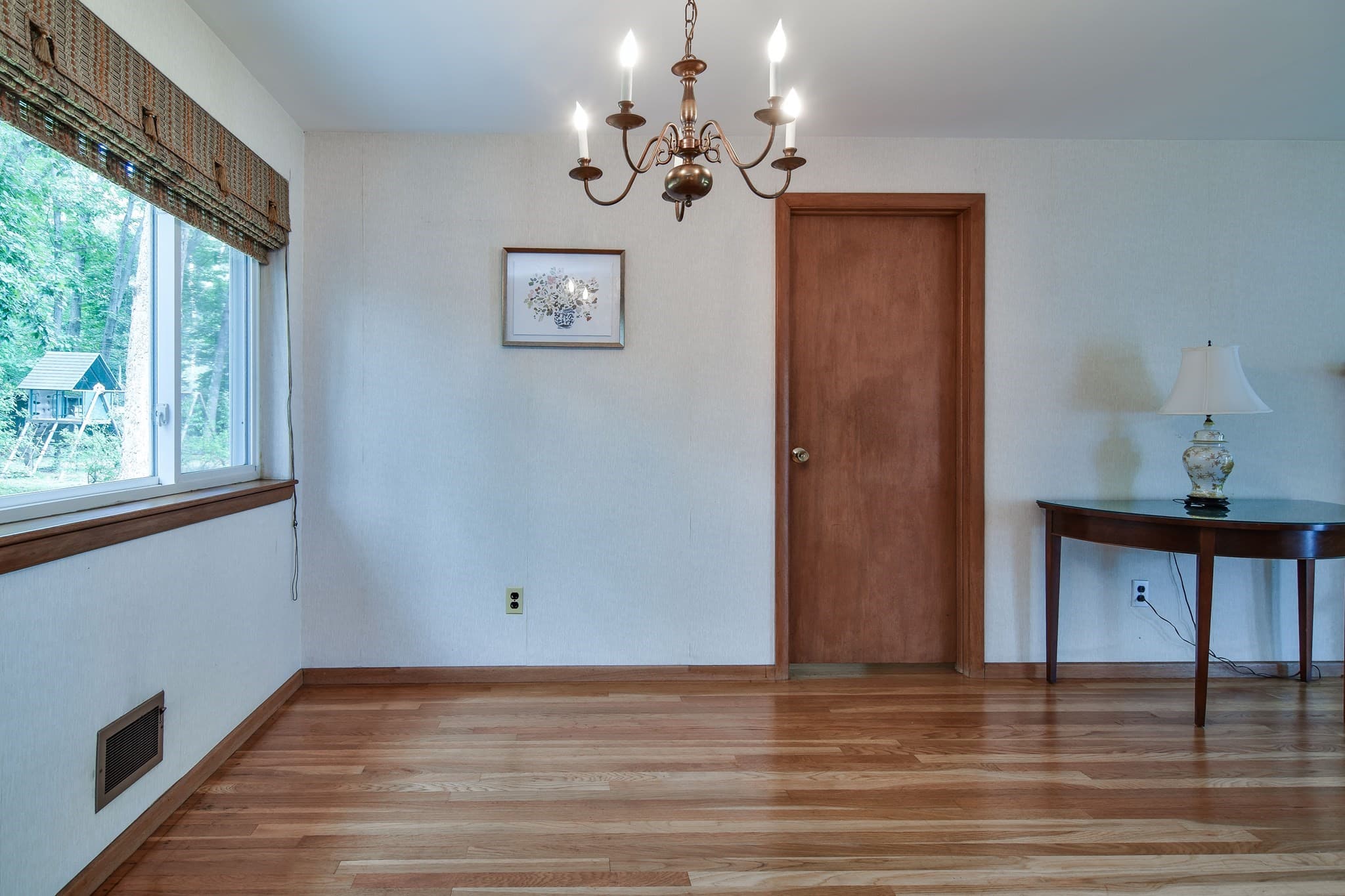 Single Family Residence at 12 Claudette Circle, Framingham MA 01701, Framingham, photo 9 of 25