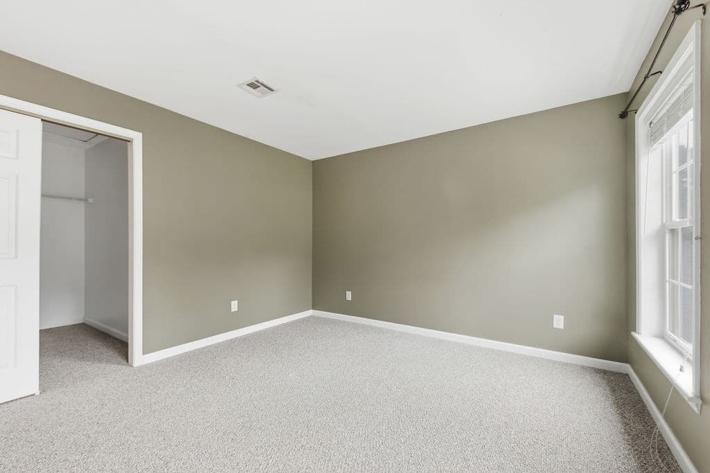 Condominium at 183 Leonard St # 2, Raynham MA 02767, Raynham, photo 27 of 42