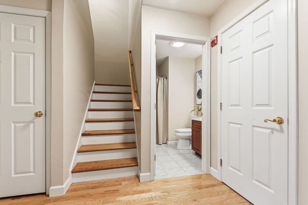 Condominium at 183 Leonard St # 2, Raynham MA 02767, Raynham, photo 22 of 42