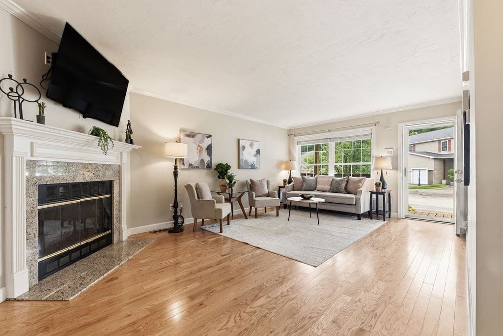 Condominium at 183 Leonard St # 2, Raynham MA 02767, Raynham, photo 9 of 42