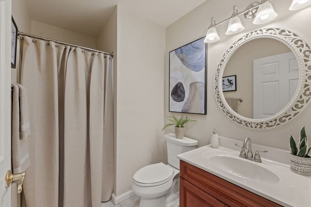 Condominium at 183 Leonard St # 2, Raynham MA 02767, Raynham, photo 21 of 42