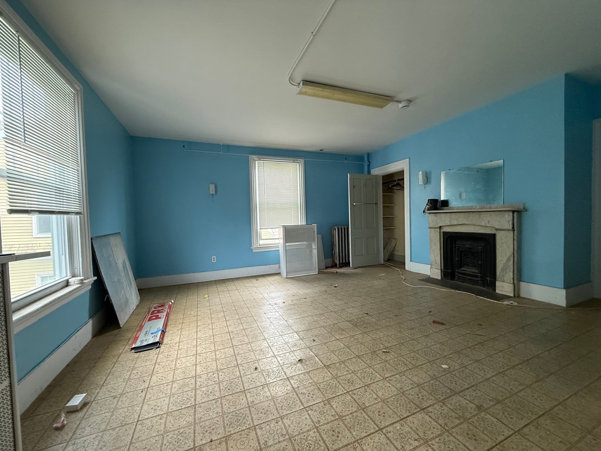 4 Family - Rooming House at 17-19 King Street, Worcester MA 01610, Worcester, photo 2 of 14