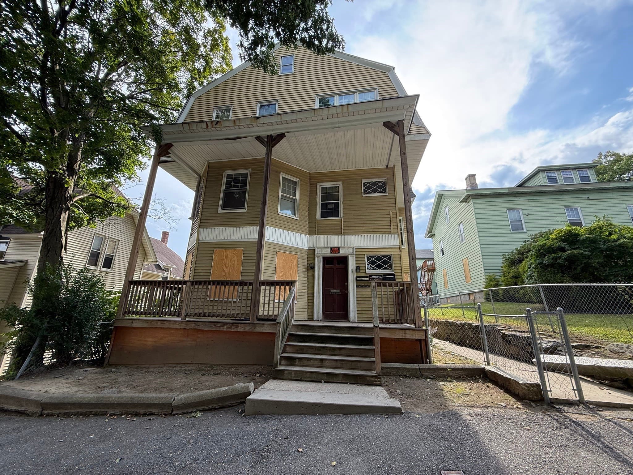 4 Family - Rooming House at 17-19 King Street, Worcester MA 01610, Worcester, photo 14 of 14