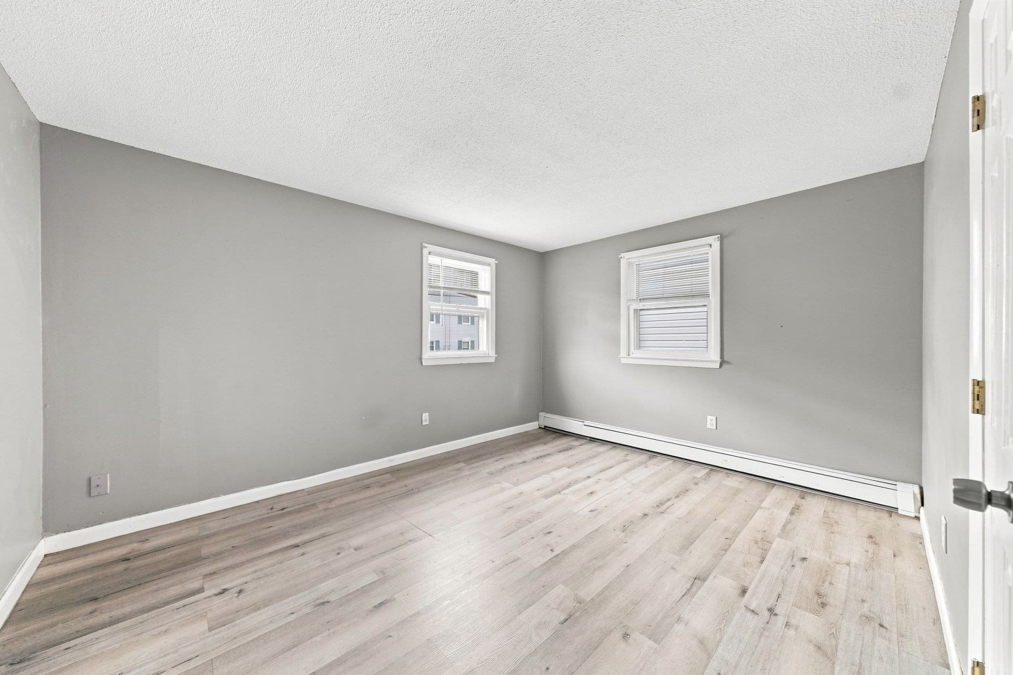Condominium at 243 Robeson St # 3, Fall River MA 02720, Fall River, photo 7 of 20