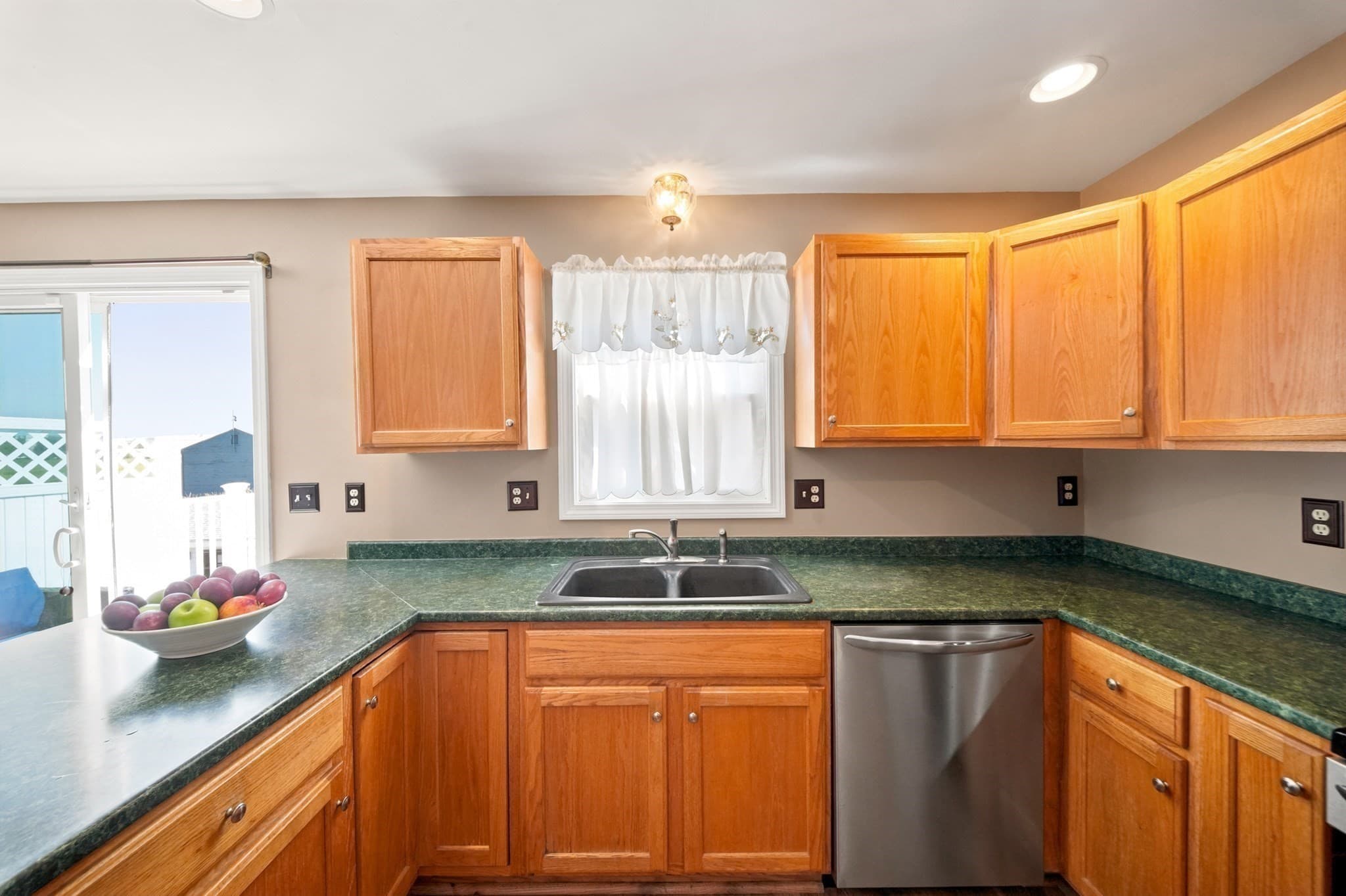 Condominium at 219 Beach Rd # 15, Salisbury MA 01952, Salisbury, photo 27 of 35