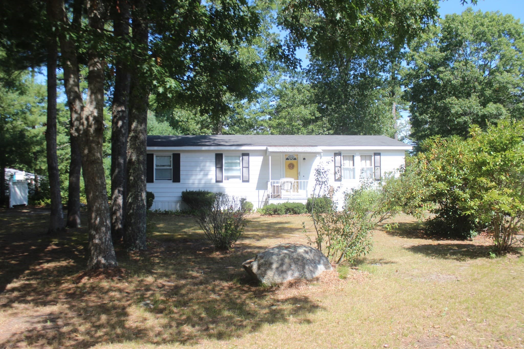 Mobile Home at 39-1 South Meadow Village, Carver MA 02330, Carver, photo 3 of 6