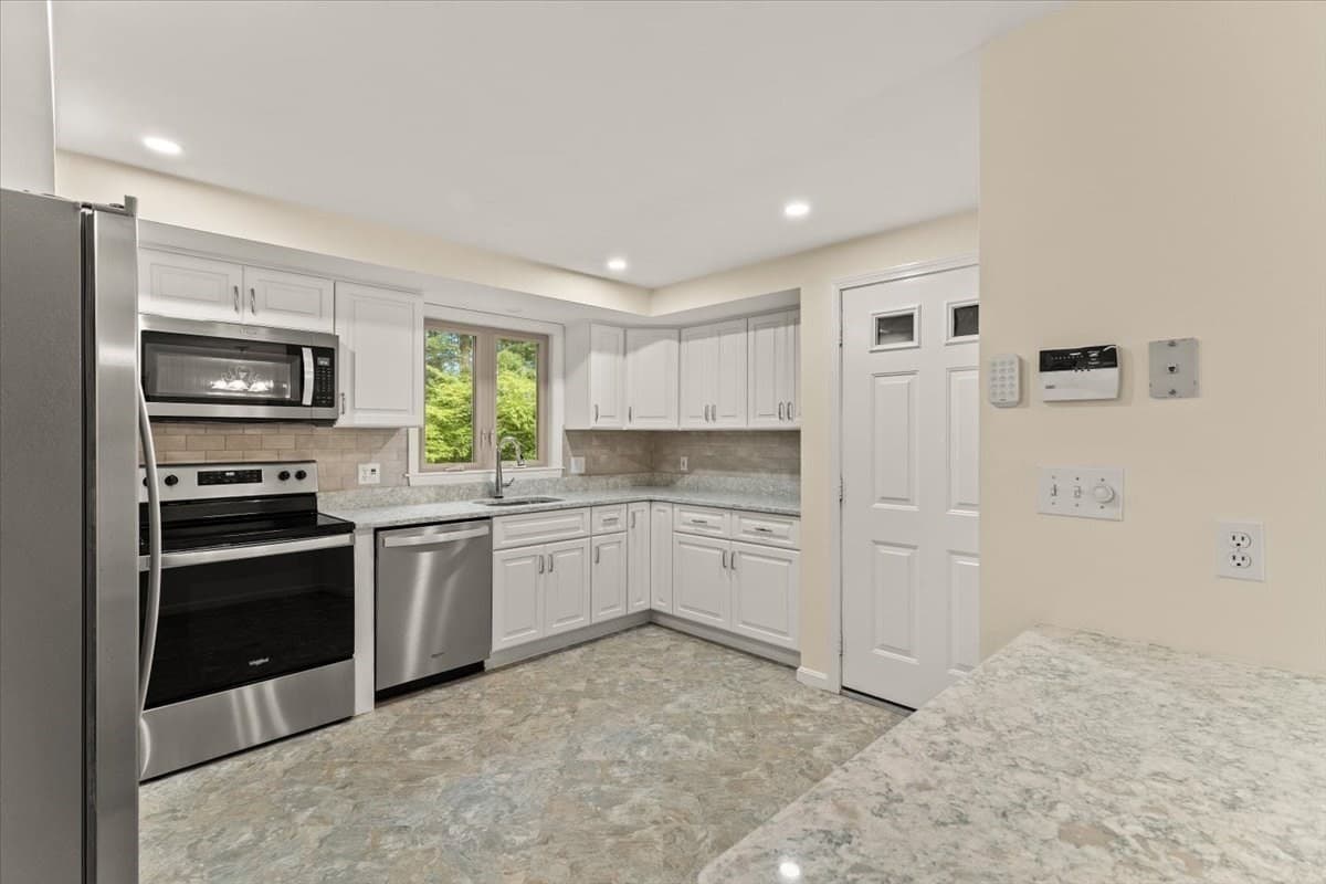 Single Family Residence at 275 Plain Street, Stoughton MA 02072, Stoughton, photo 9 of 42