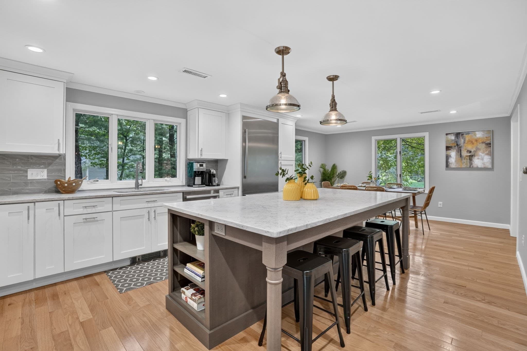Single Family Residence at 27 Algonquin Ave, Andover MA 01810, photo 6 of 42