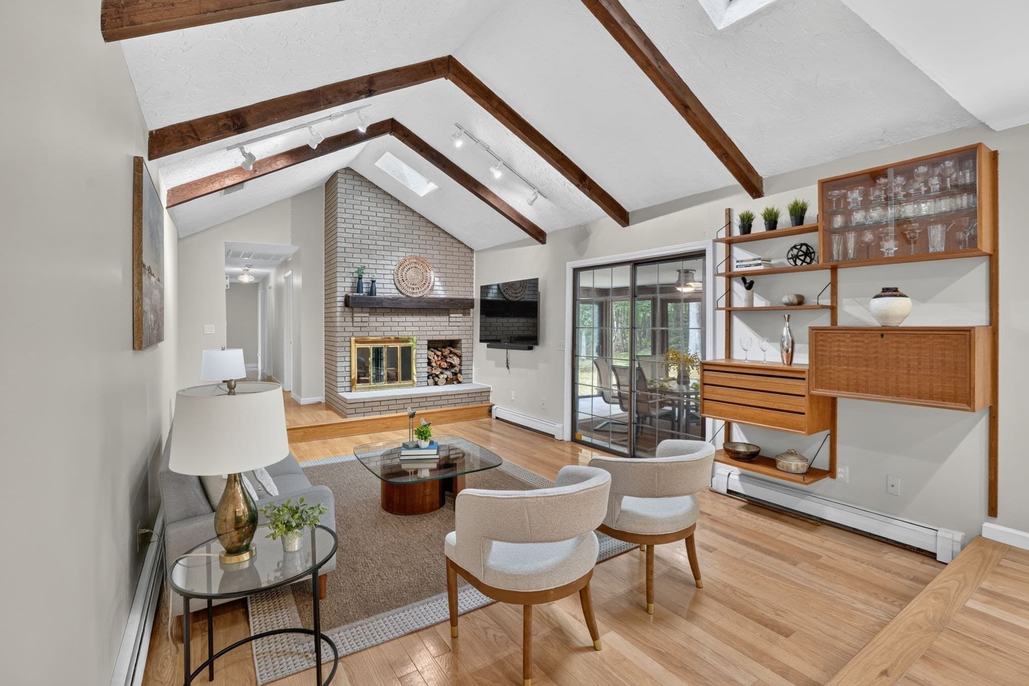 Single Family Residence at 27 Algonquin Ave, Andover MA 01810, photo 12 of 42