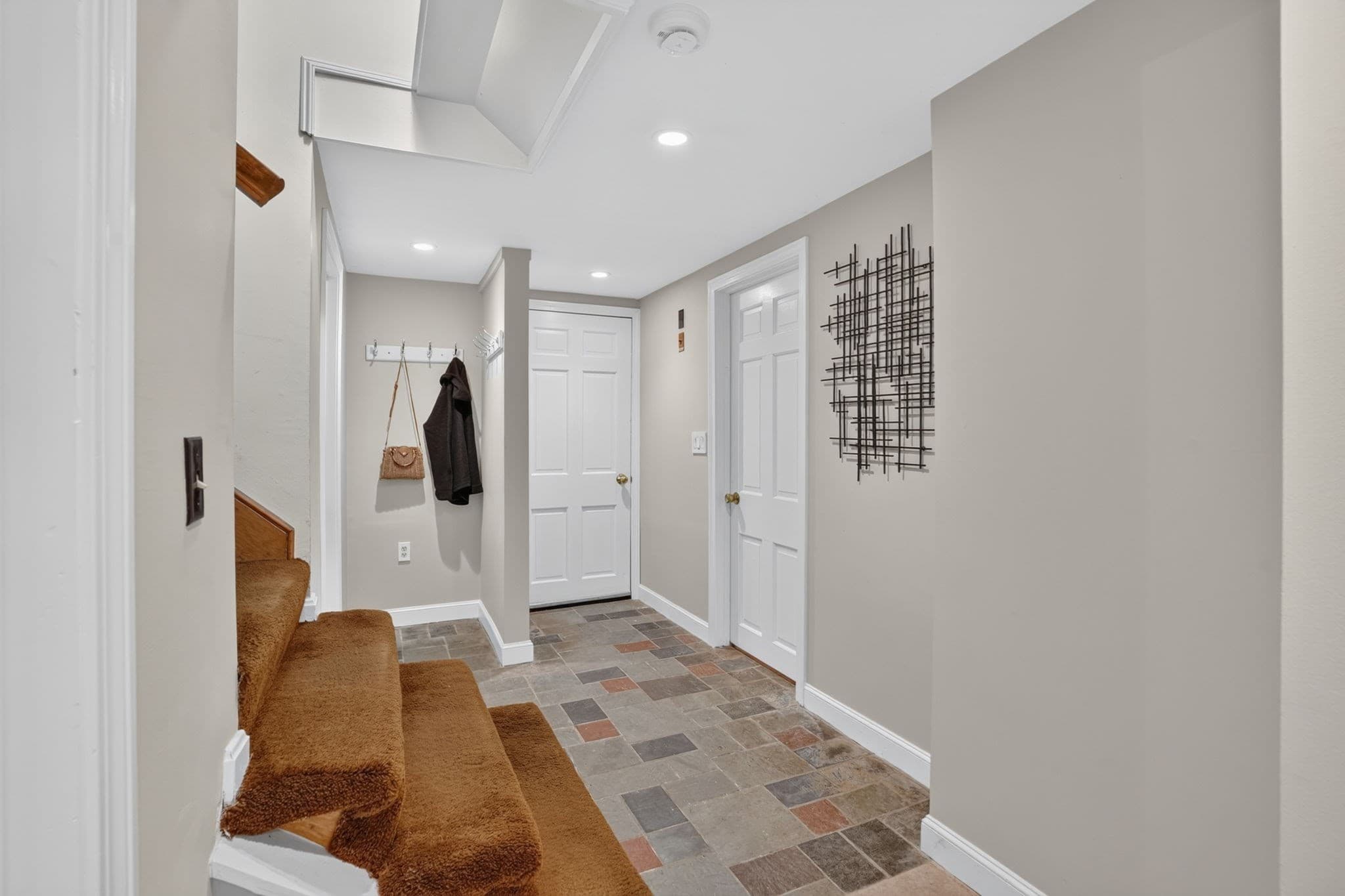 Single Family Residence at 27 Algonquin Ave, Andover MA 01810, photo 28 of 42