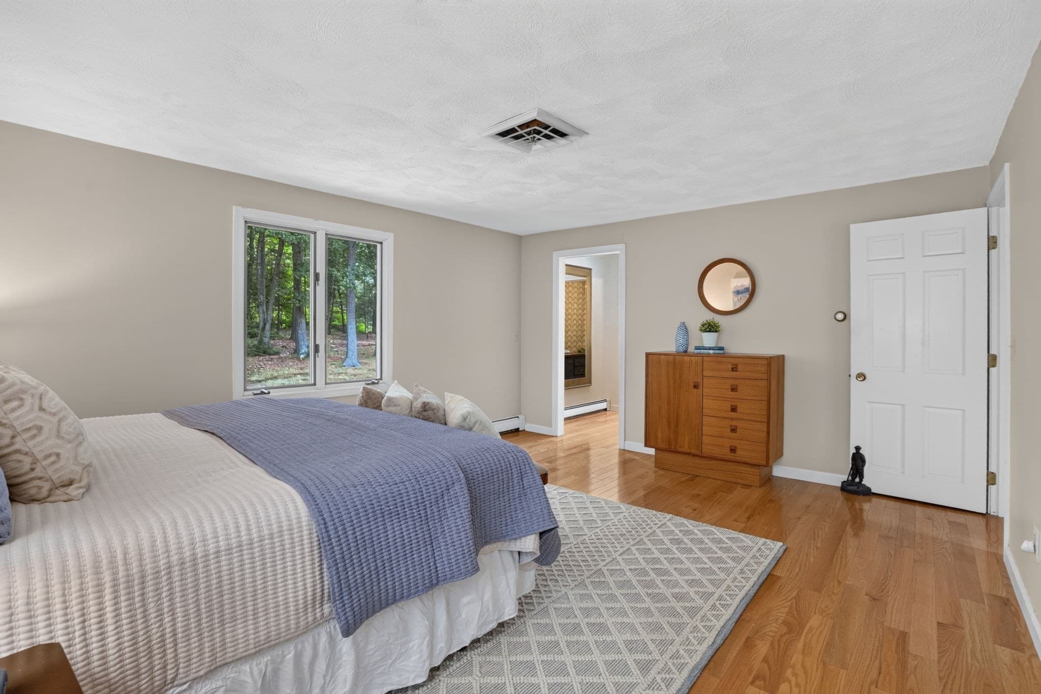 Single Family Residence at 27 Algonquin Ave, Andover MA 01810, photo 18 of 42