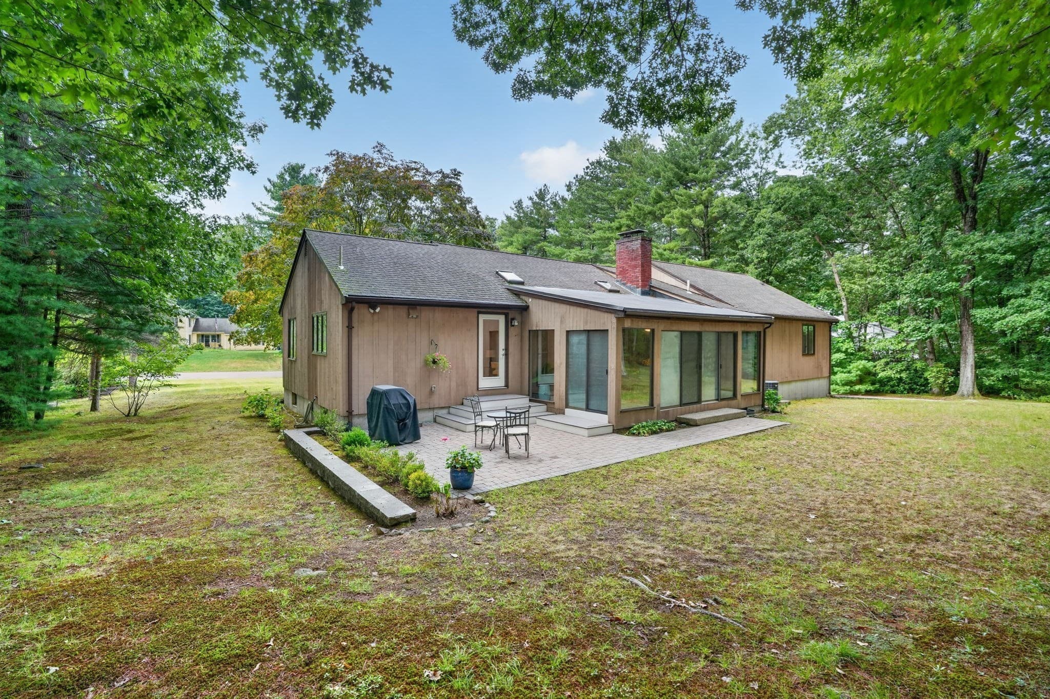 Single Family Residence at 27 Algonquin Ave, Andover MA 01810, photo 40 of 42