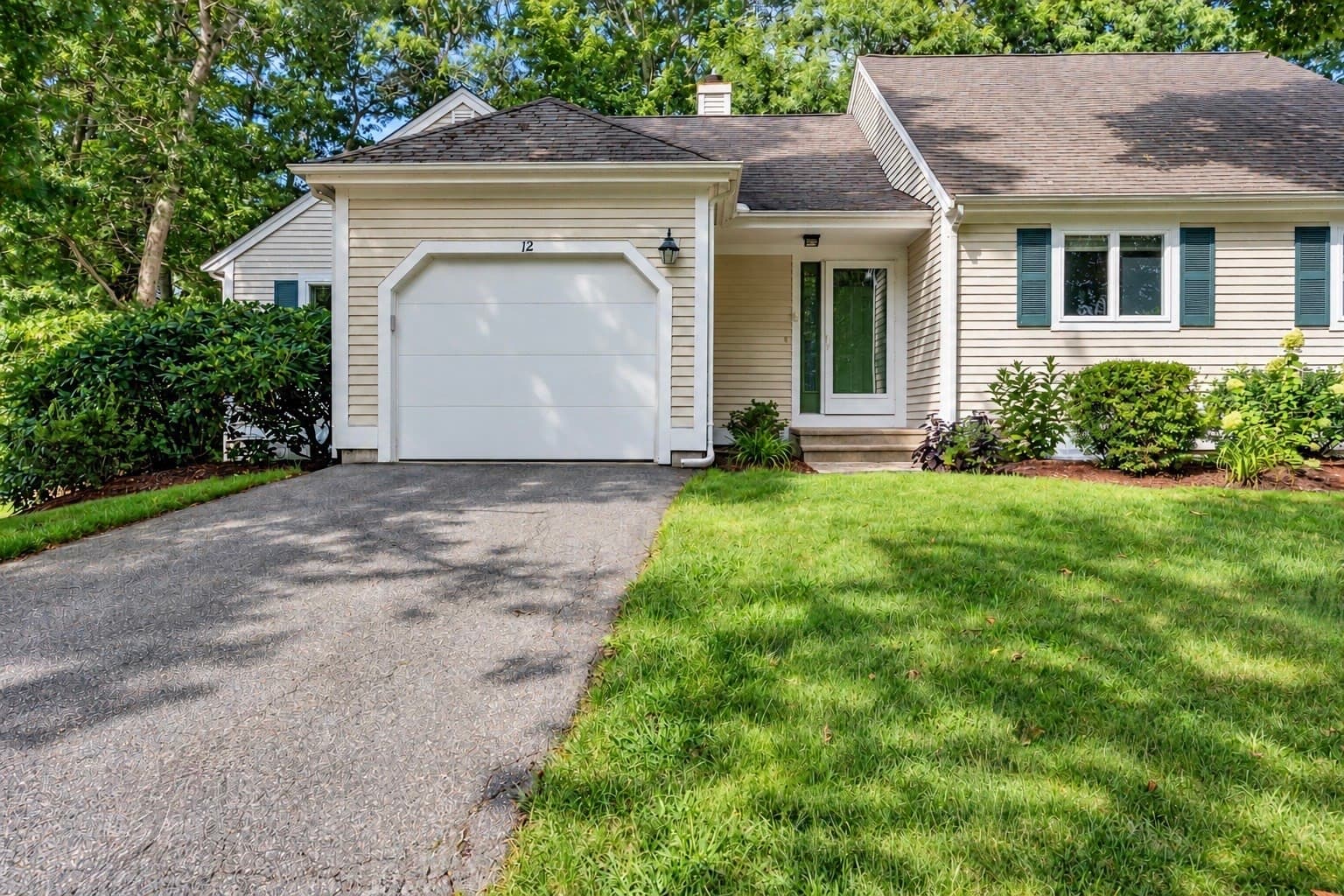 12 Pga Ln # 423, Mashpee MA 02649