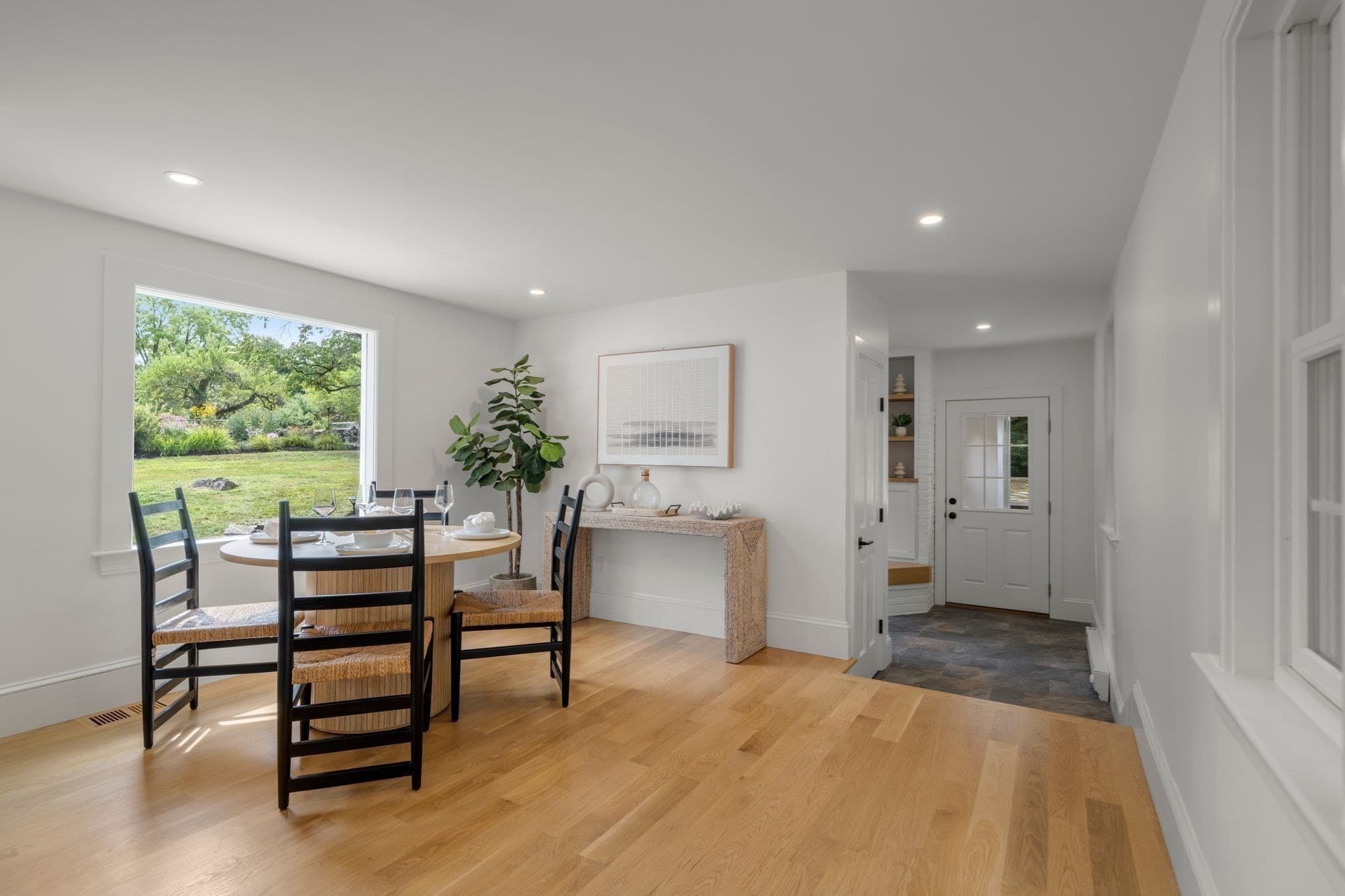 Single Family Residence at 46 Bedford Rd, Lincoln MA 01773, Lincoln, photo 10 of 32