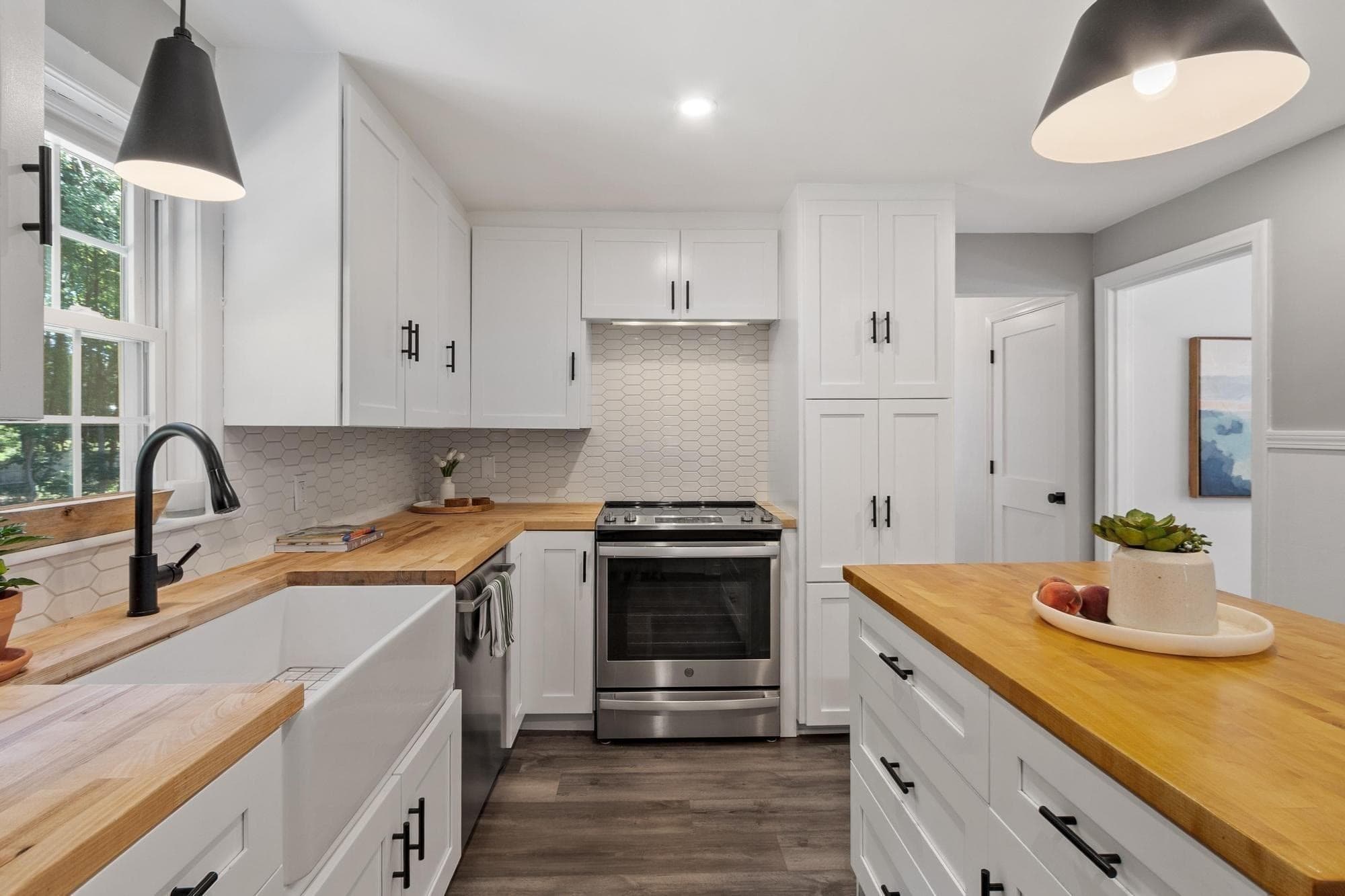 Single Family Residence at 100 Butternut Circle, Concord MA 01742, Concord, photo 5 of 41