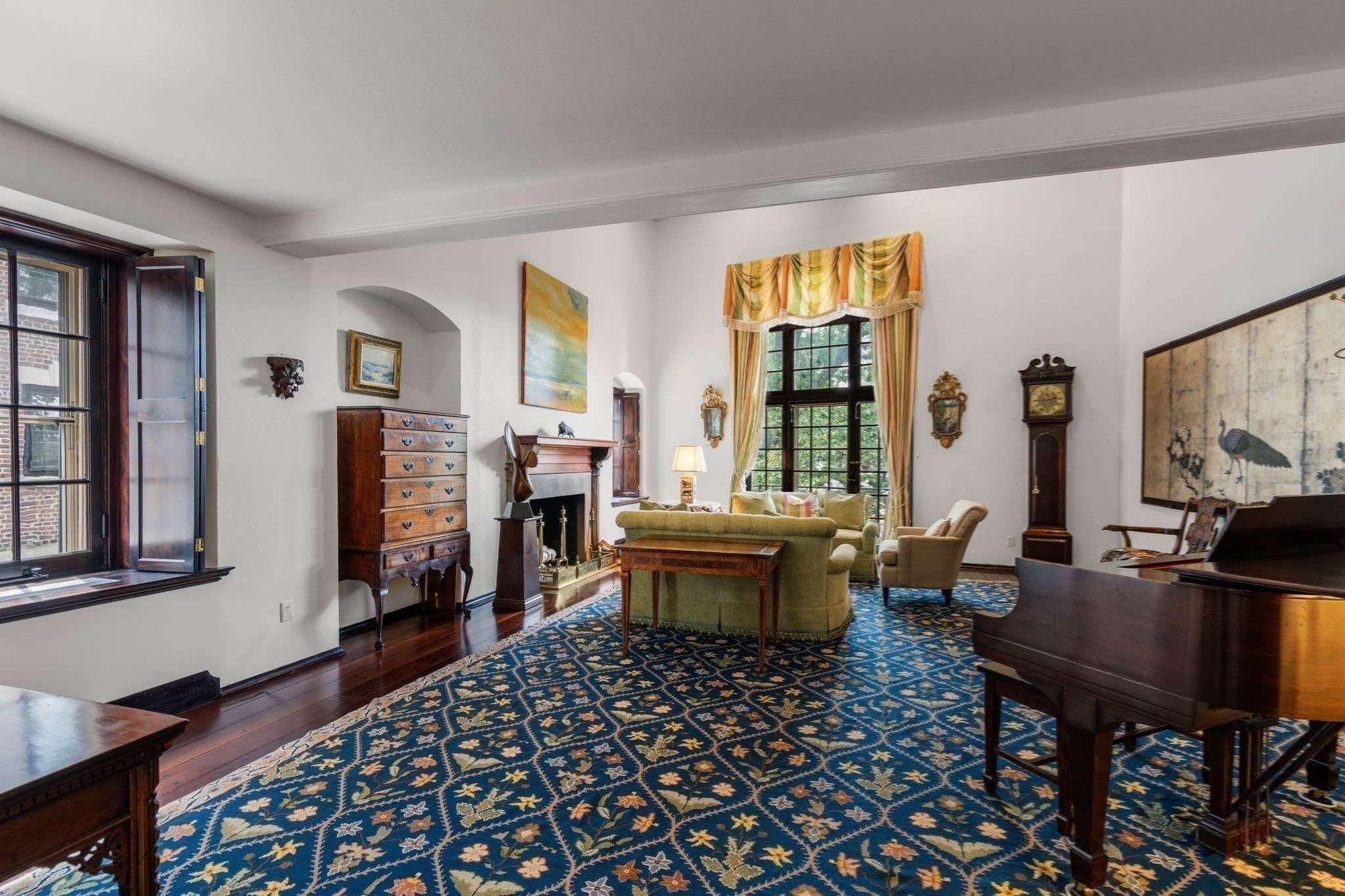 Single Family Residence at 1 West Hill Place, Boston MA 02114, photo 6 of 34
