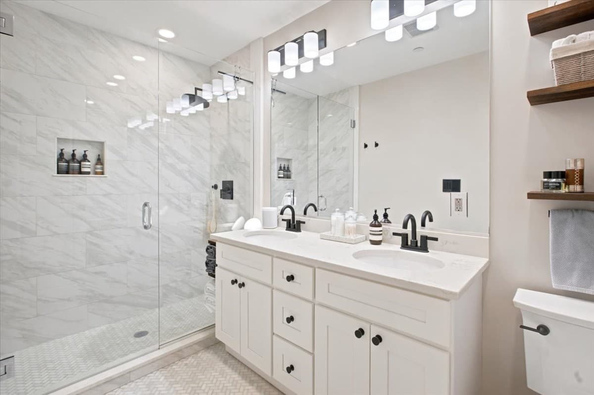 Condominium at 48 Chelsea St # 1, Boston MA 02128, Boston, photo 19 of 28